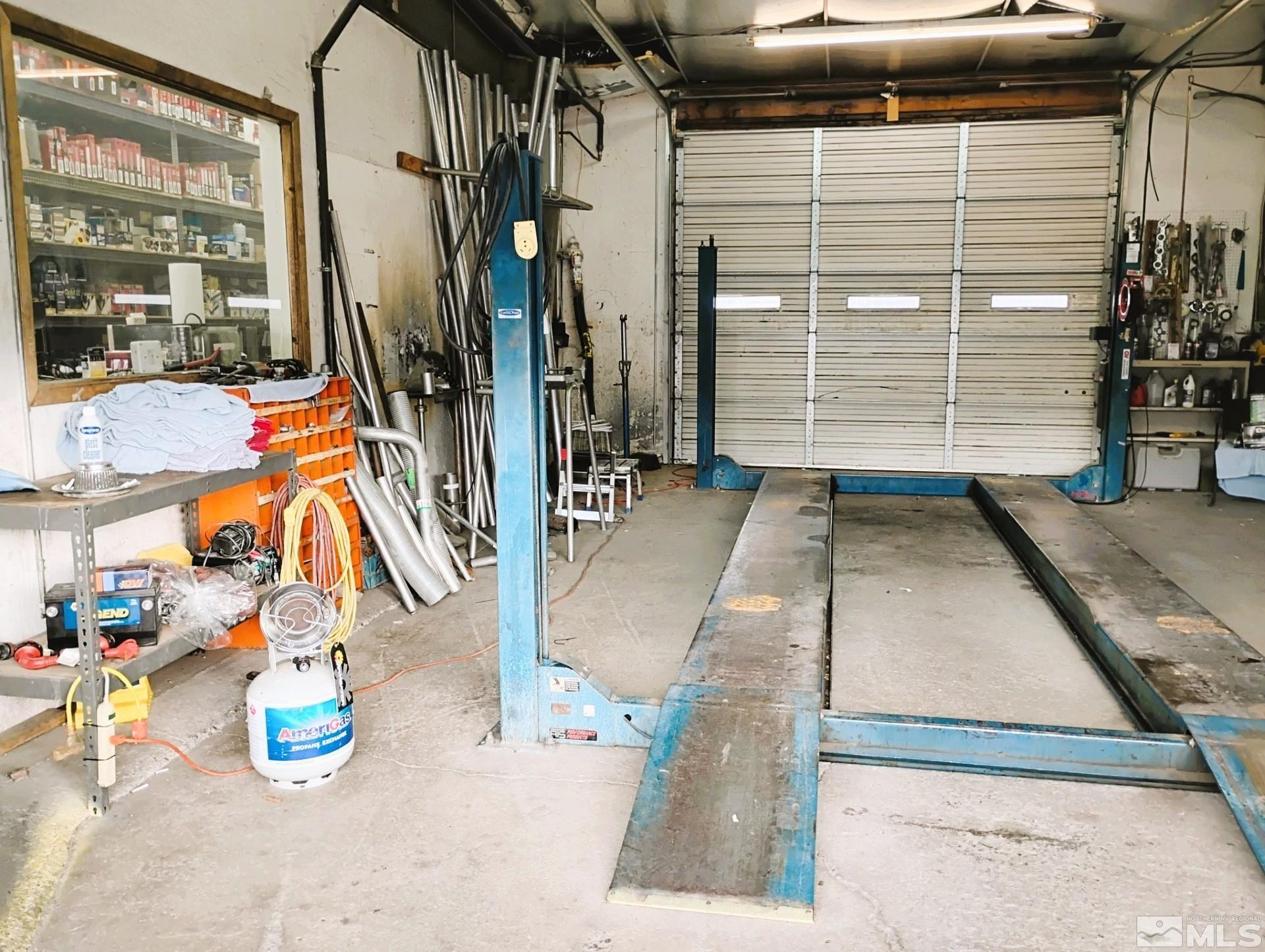1417 Industrial Way Property Photo 26