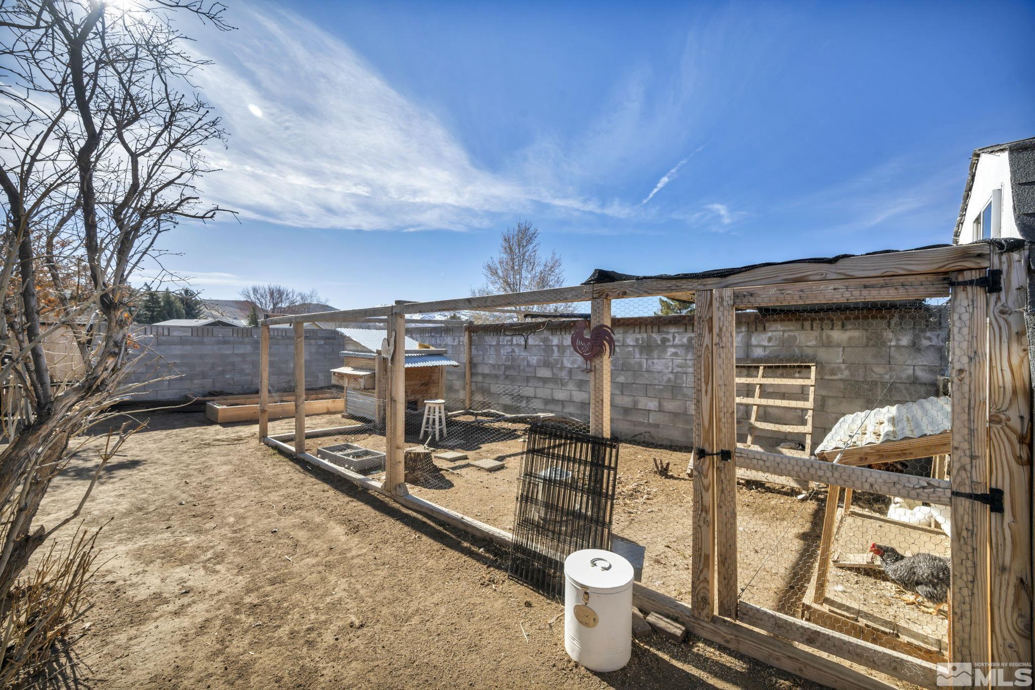 17345 Sunbird Lane Property Photo 28