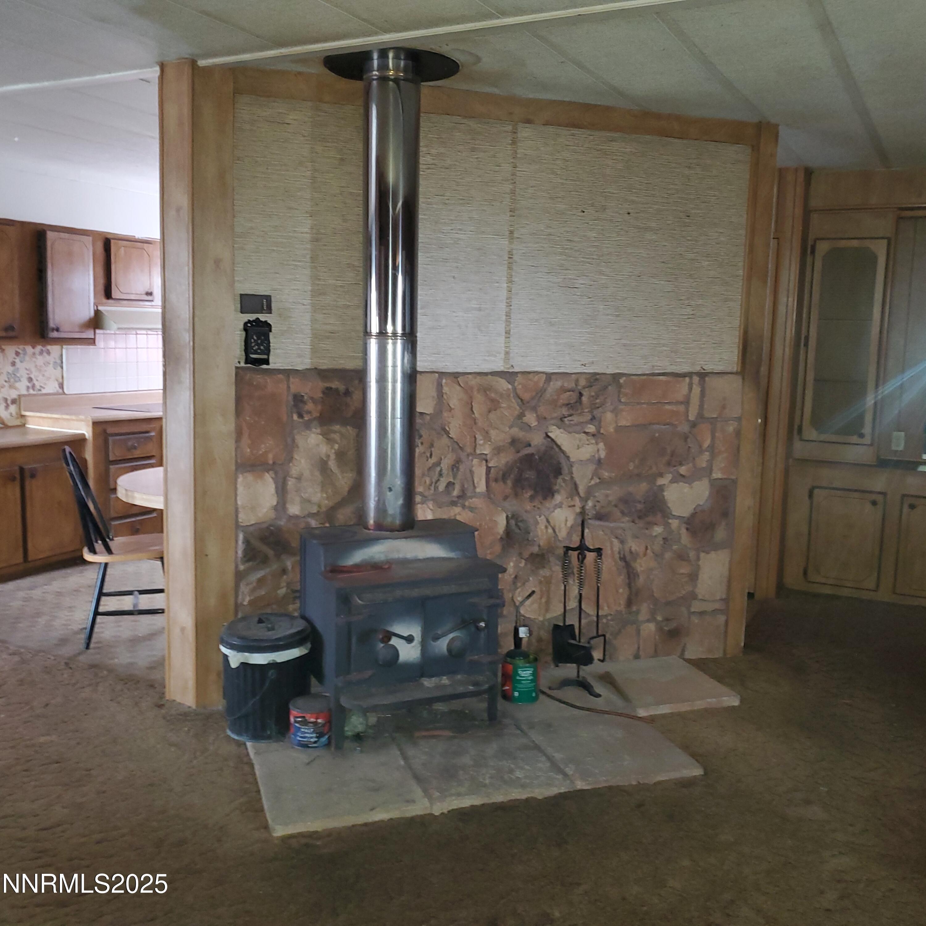 414 Cottonwood Drive Property Photo 4