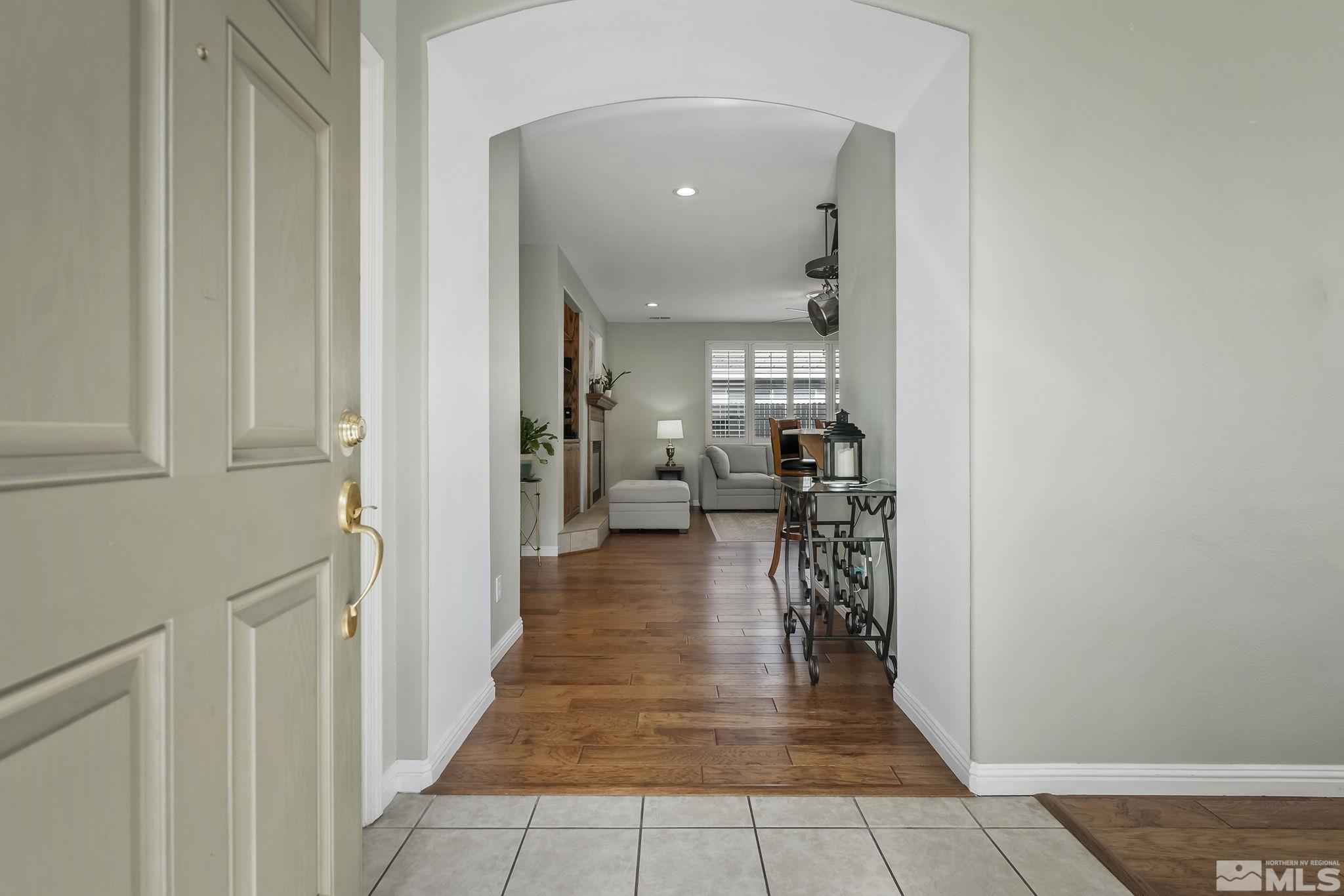 10591 Iron Point Cir Property Photo 8