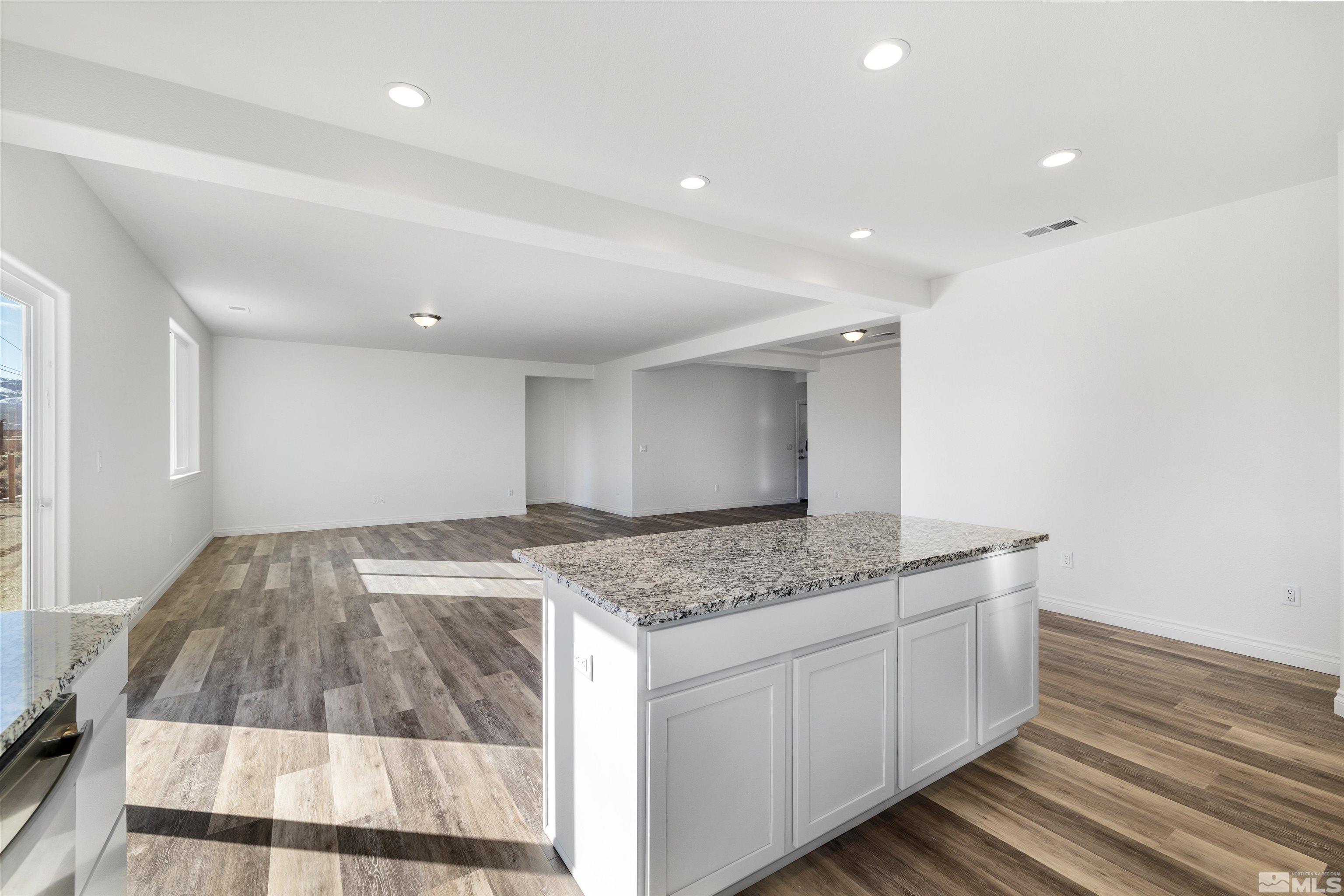 4024 Cold Springs Court Property Photo 9