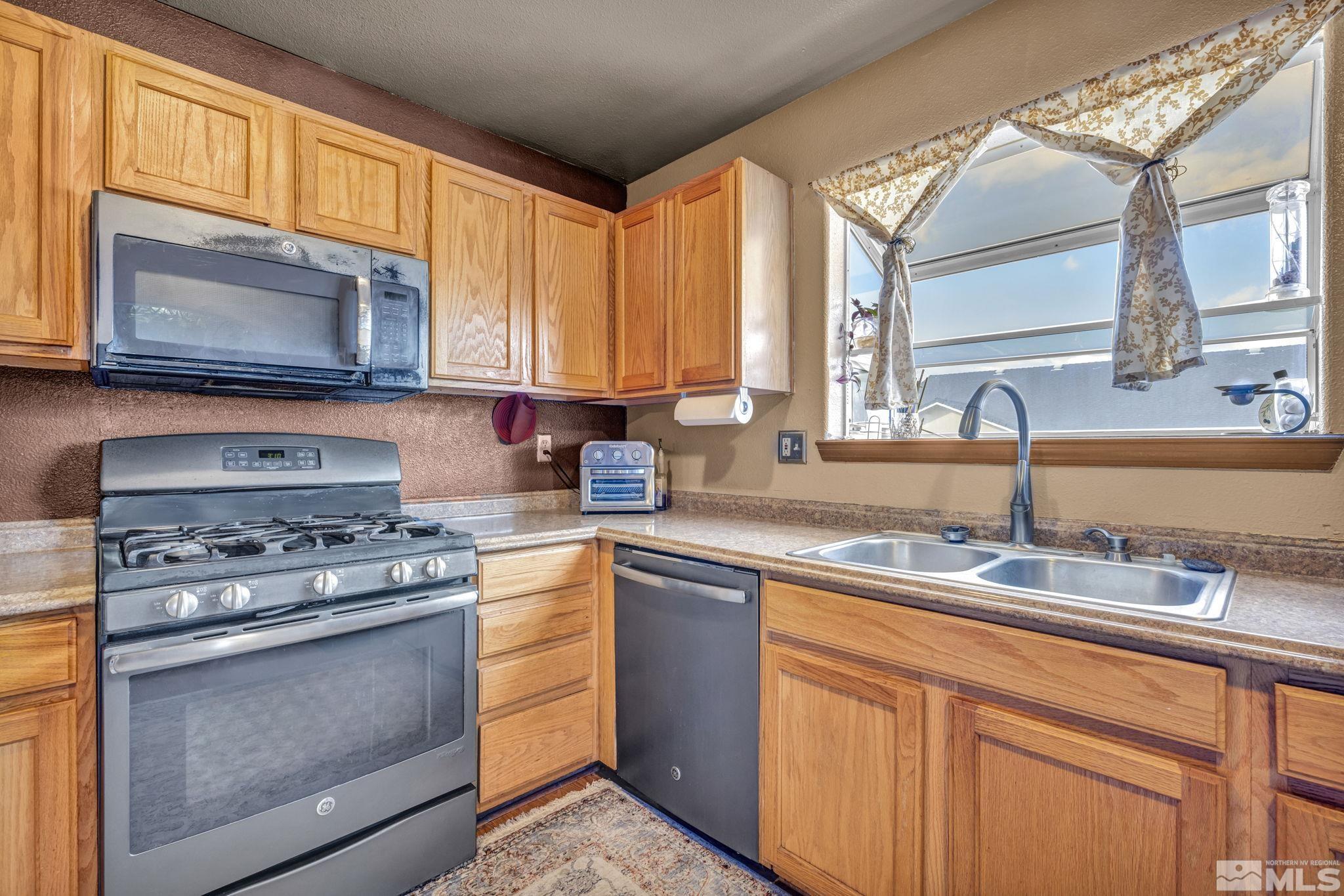1724 Pro Court Property Photo 36
