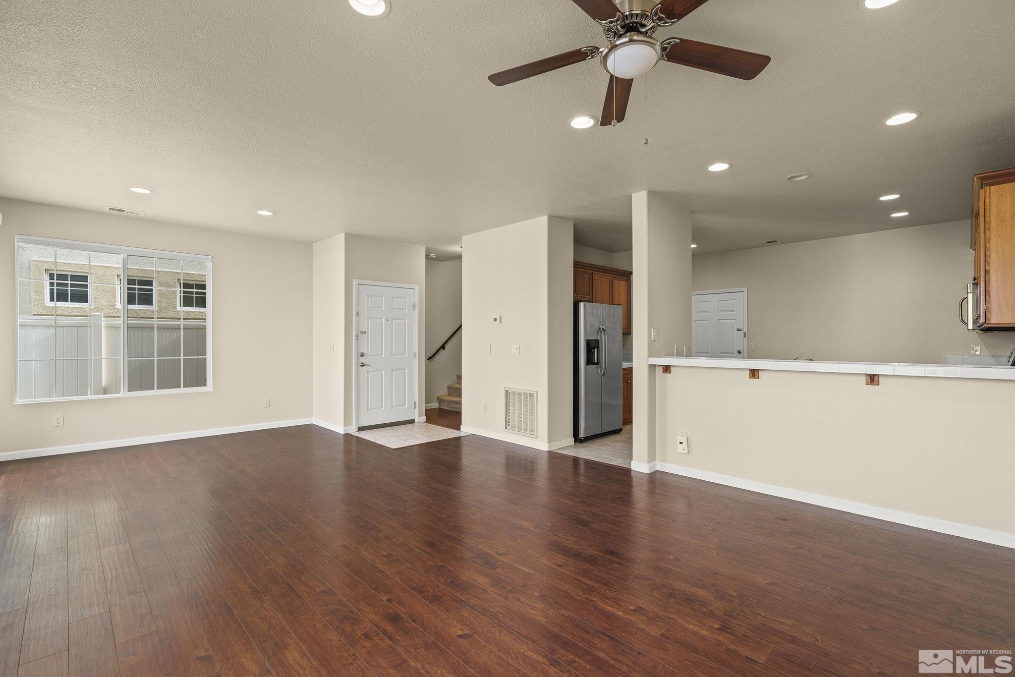 1853 Resistol Dr Property Photo 8