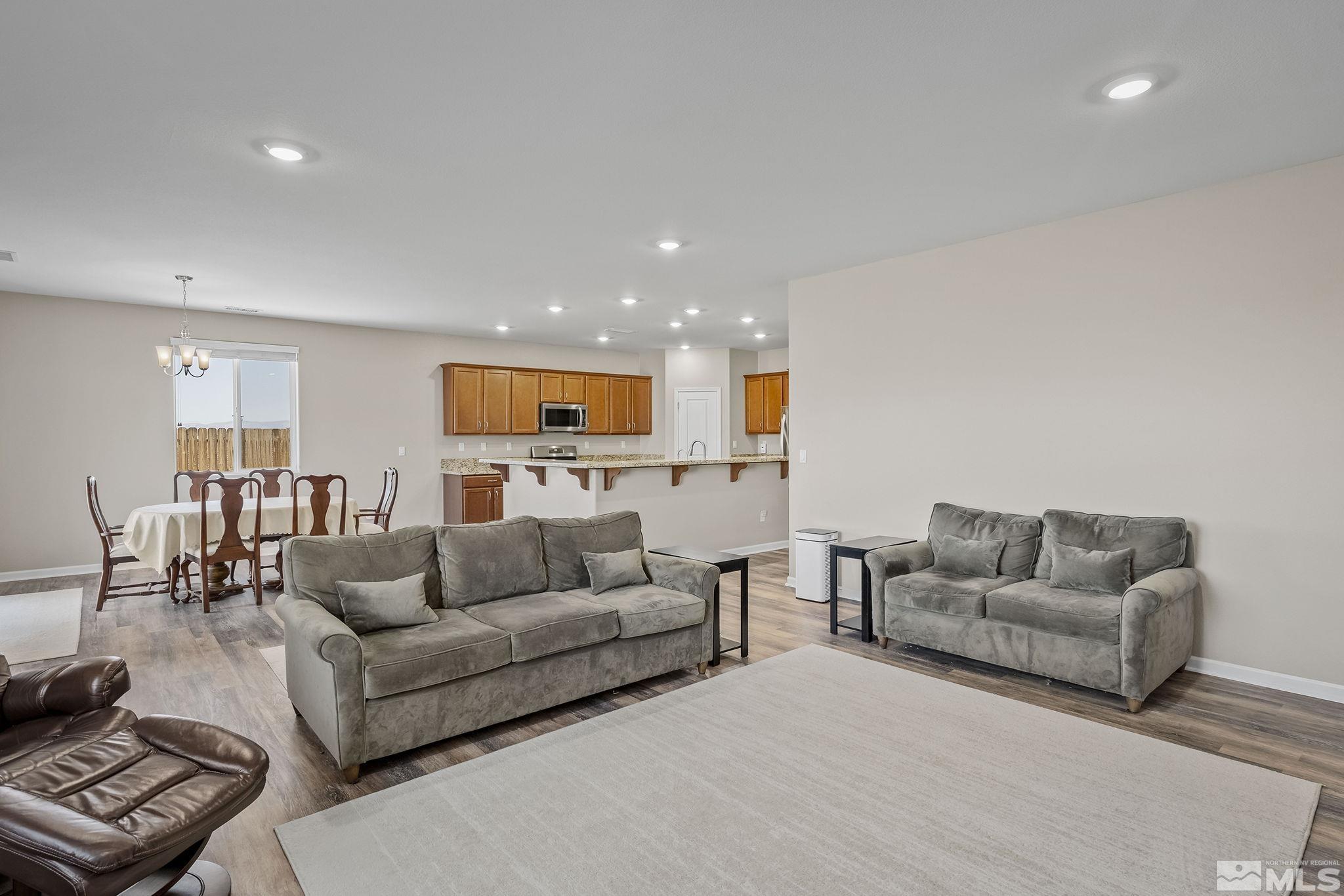 556 Beckwourth Drive Property Photo 6