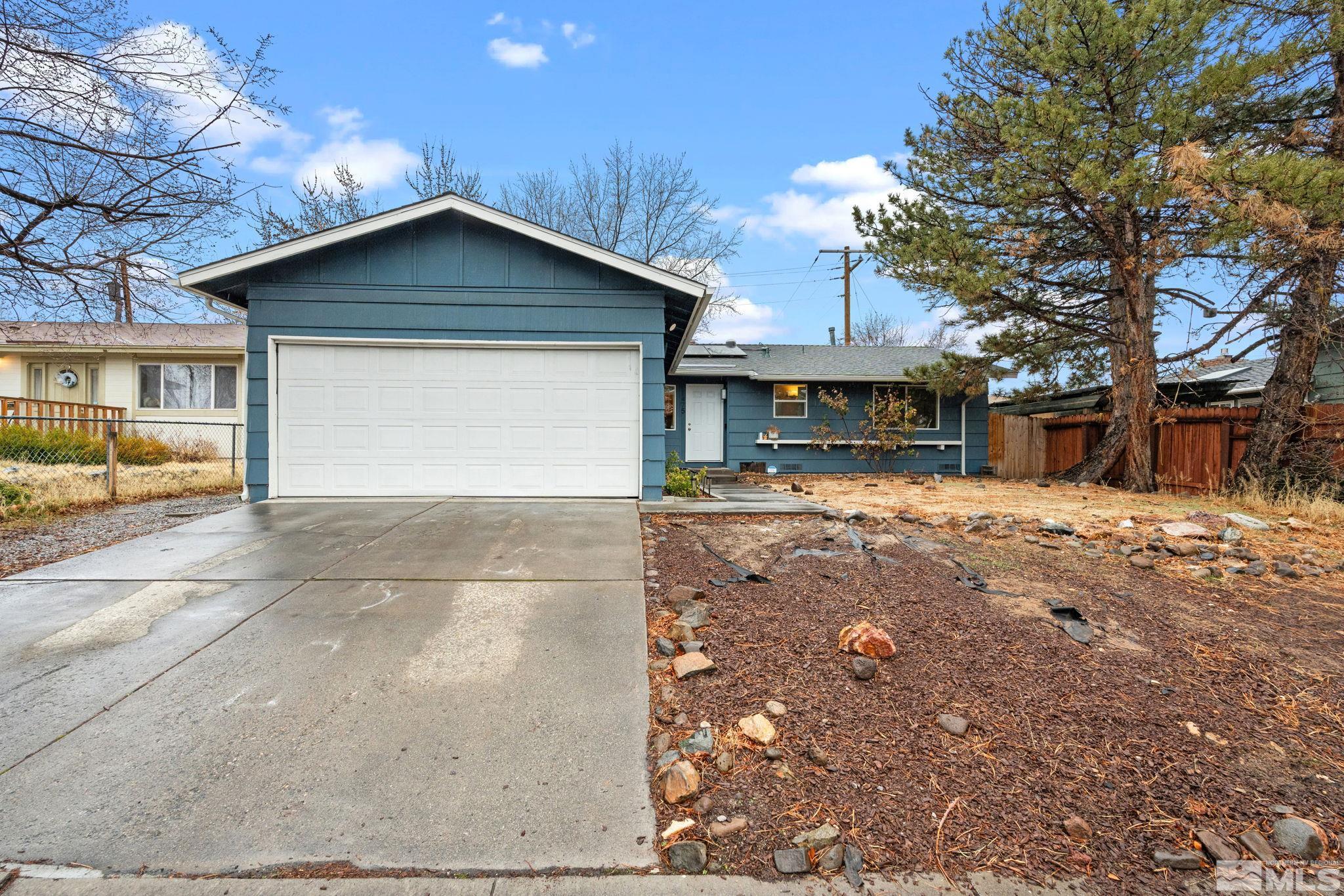 1475 Locksley Way Property Photo 1