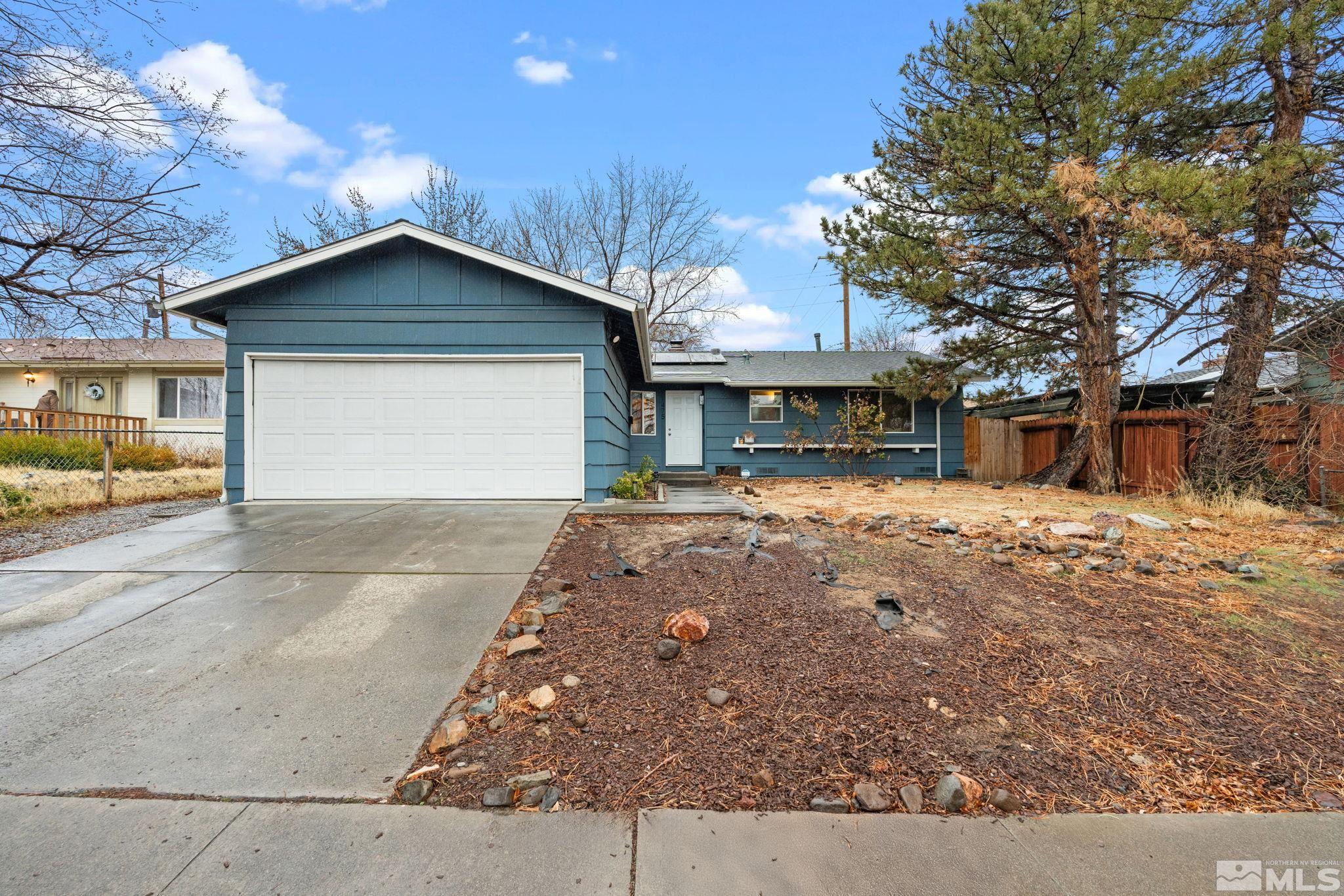 1475 Locksley Way Property Photo 2