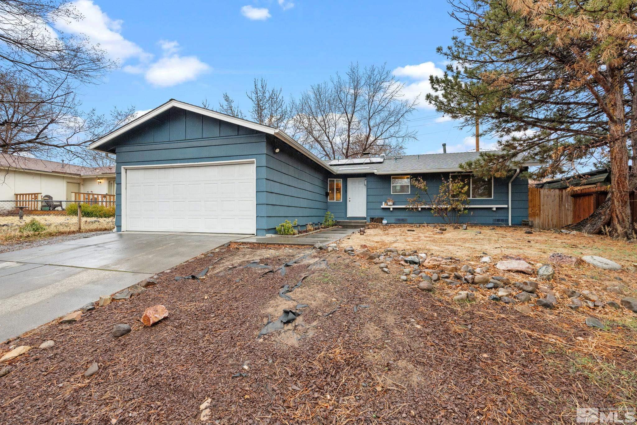 1475 Locksley Way Property Photo 3