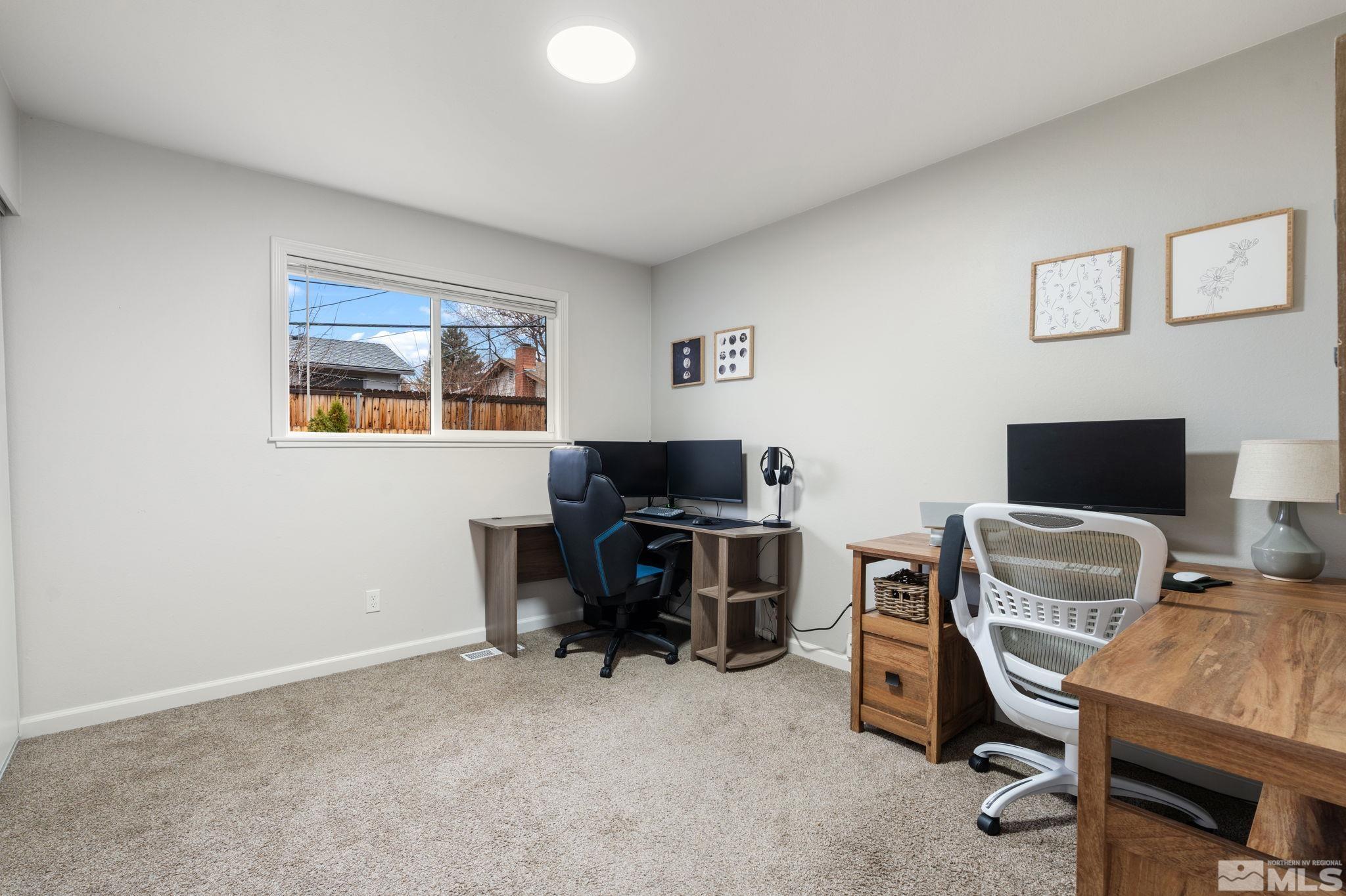 1475 Locksley Way Property Photo 25