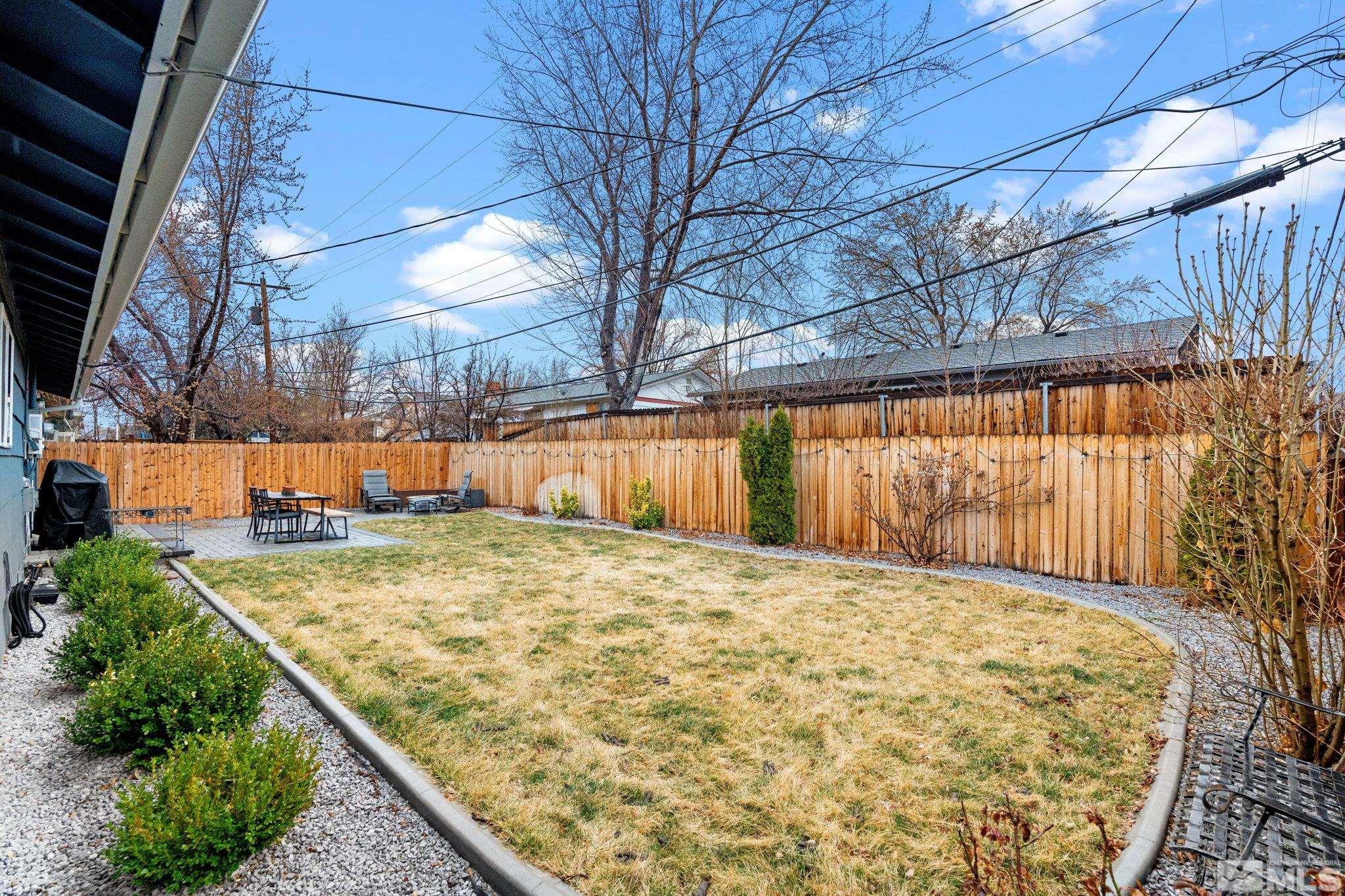 1475 Locksley Way Property Photo 30
