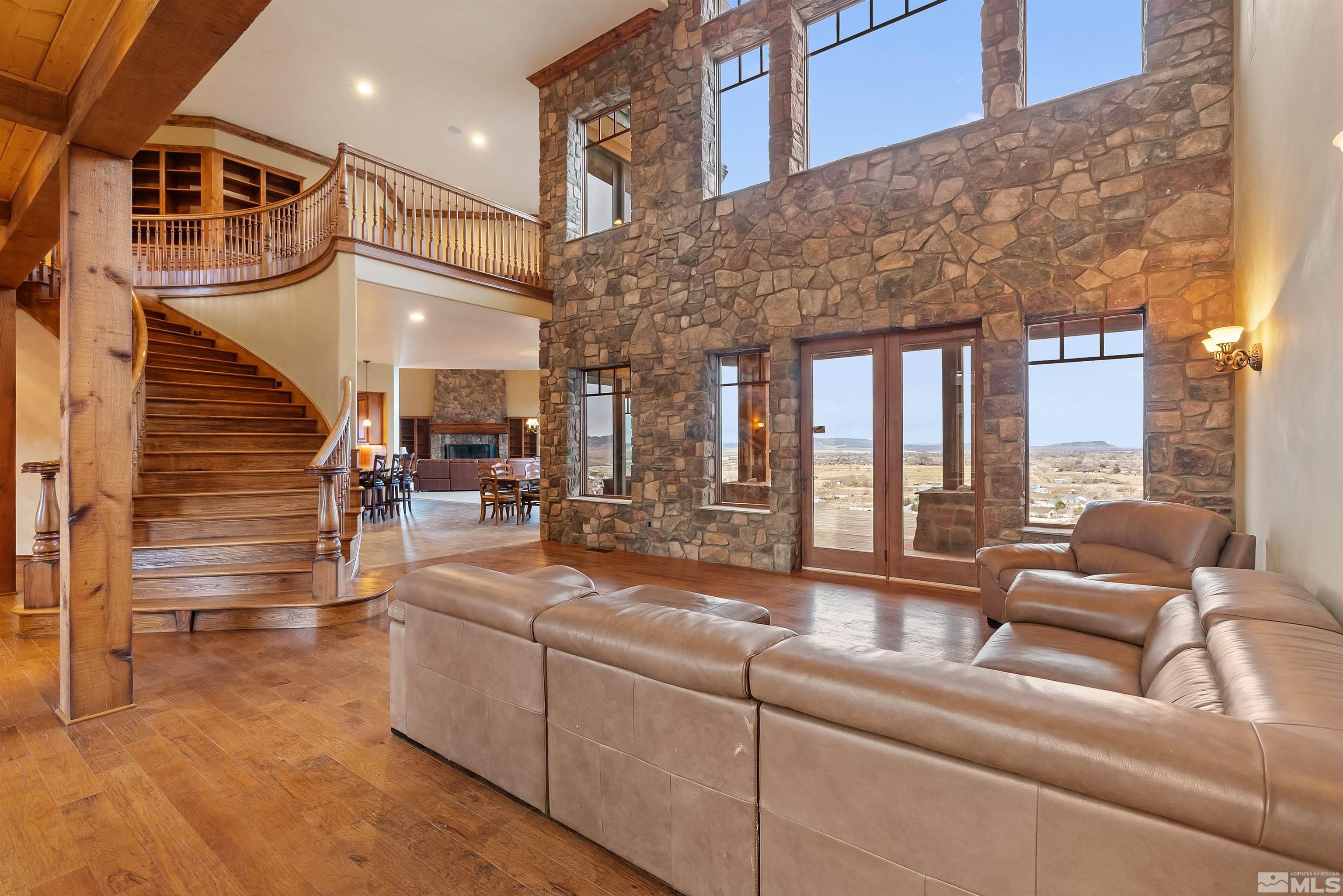 525 Cable Canyon Way Property Photo 11