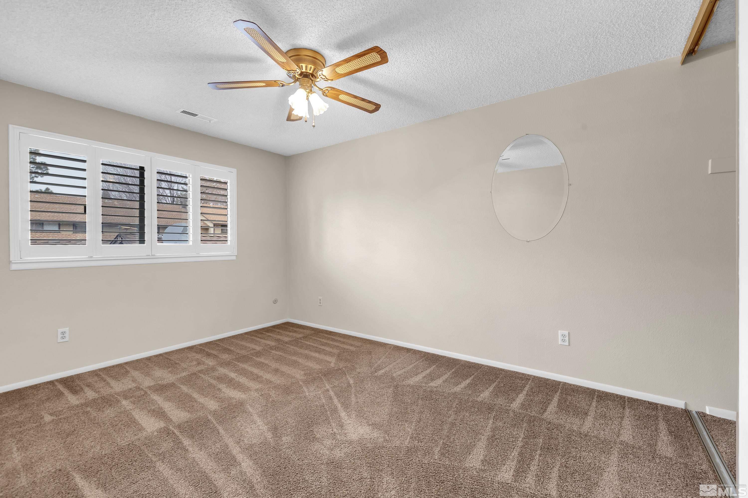 1465 Foster Dr Property Photo 19