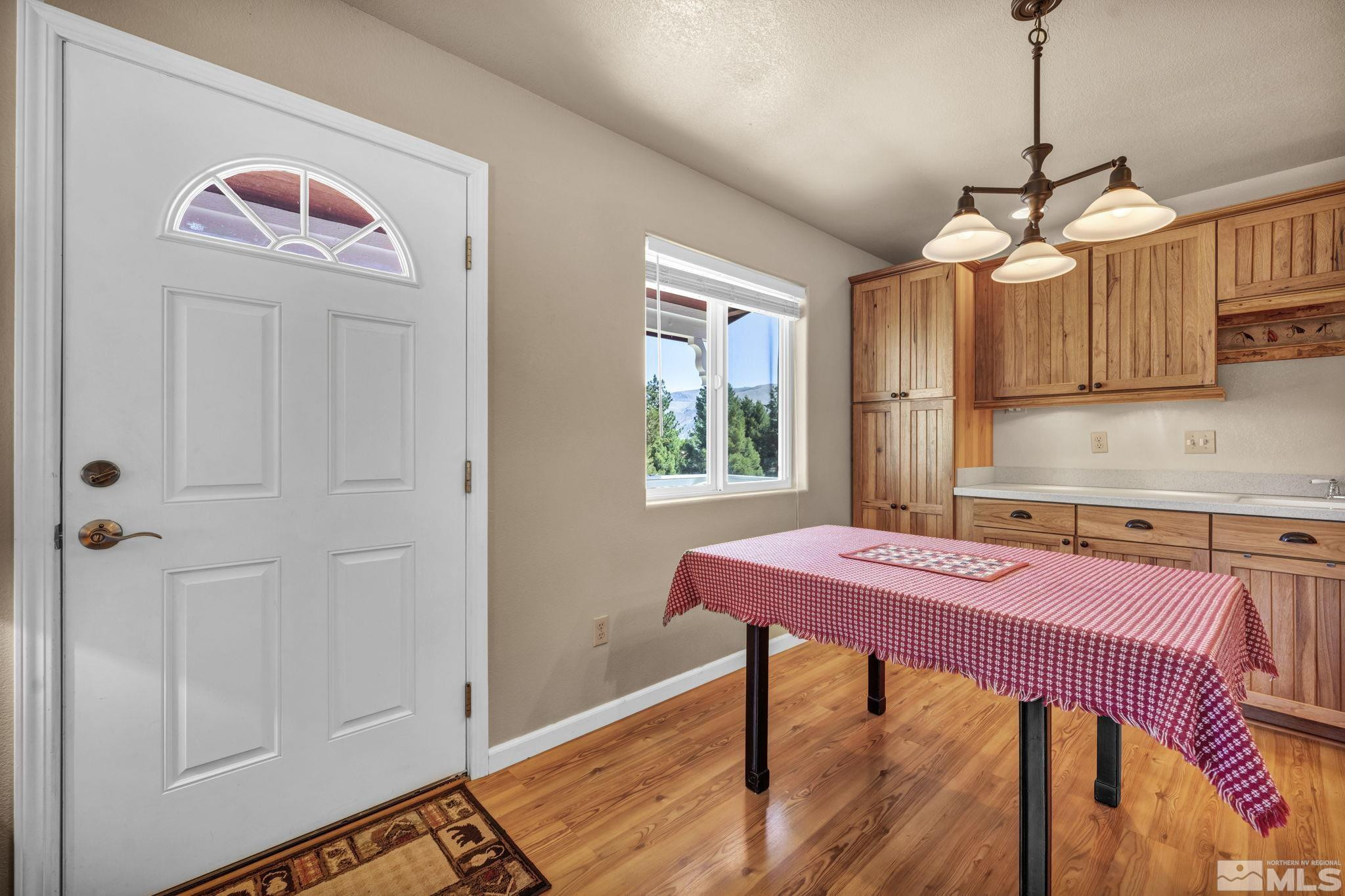 591 Pine Nut Road Property Photo 9