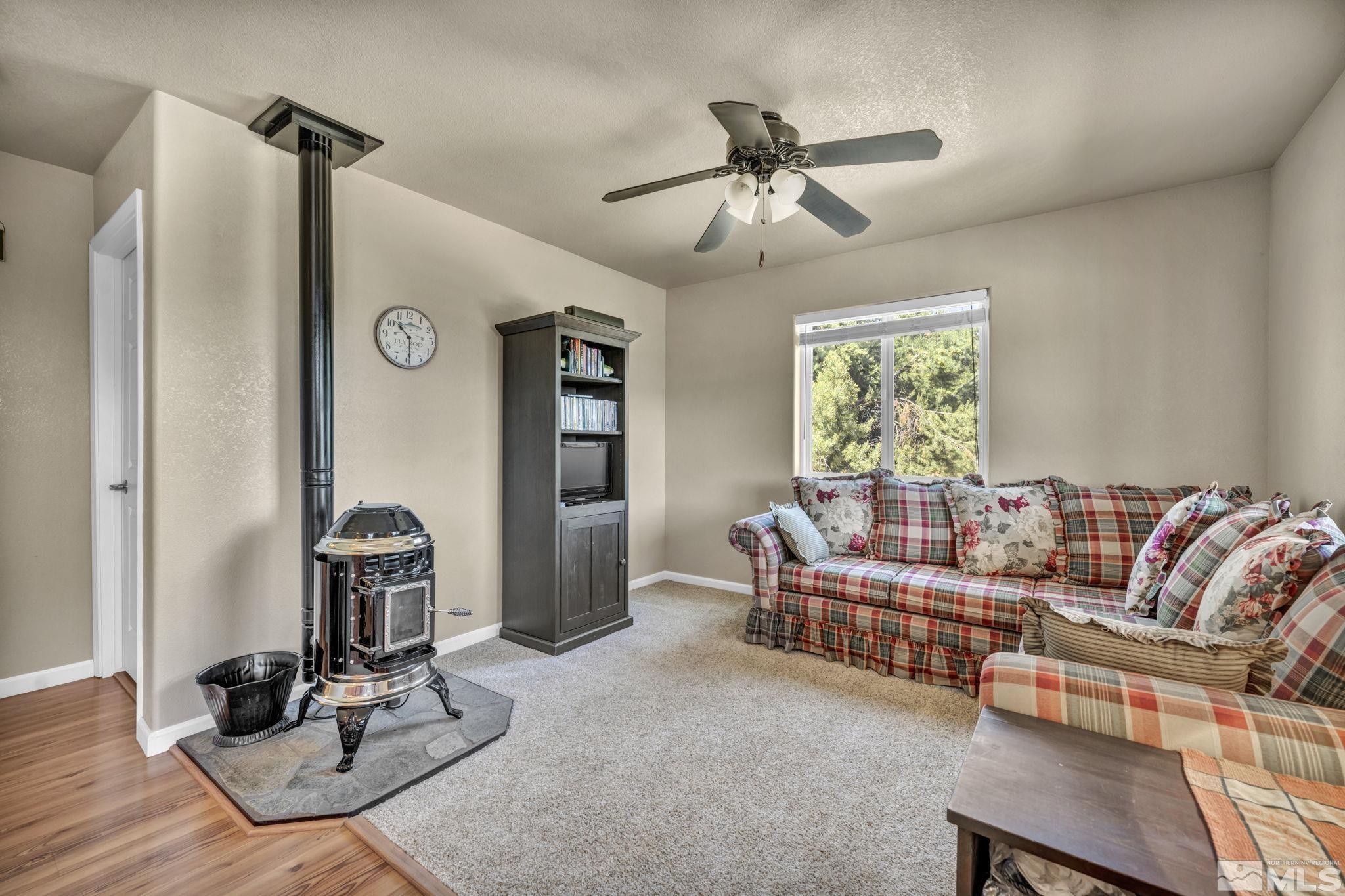 591 Pine Nut Road Property Photo 11