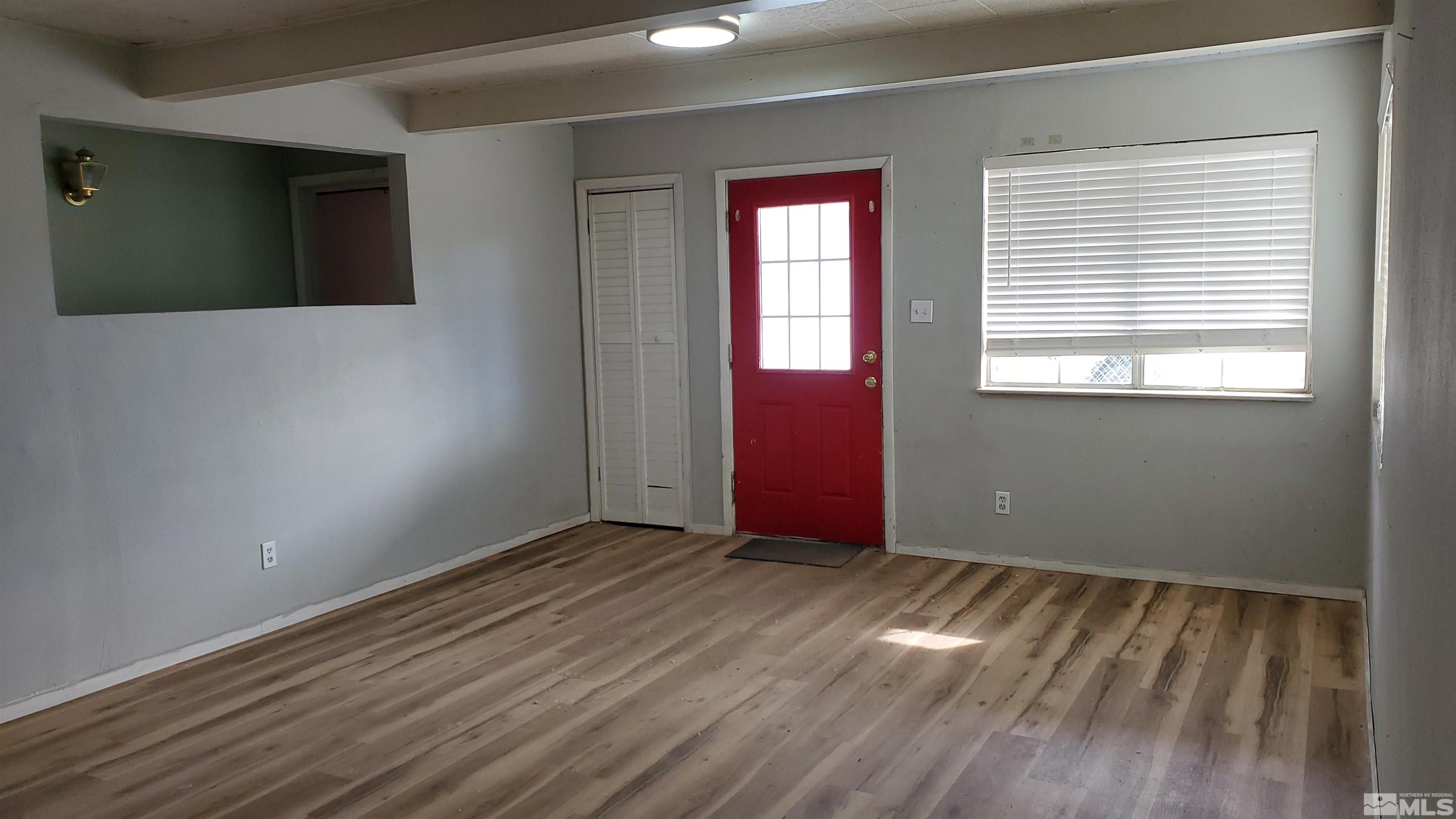 341 Baker Street Property Photo 4