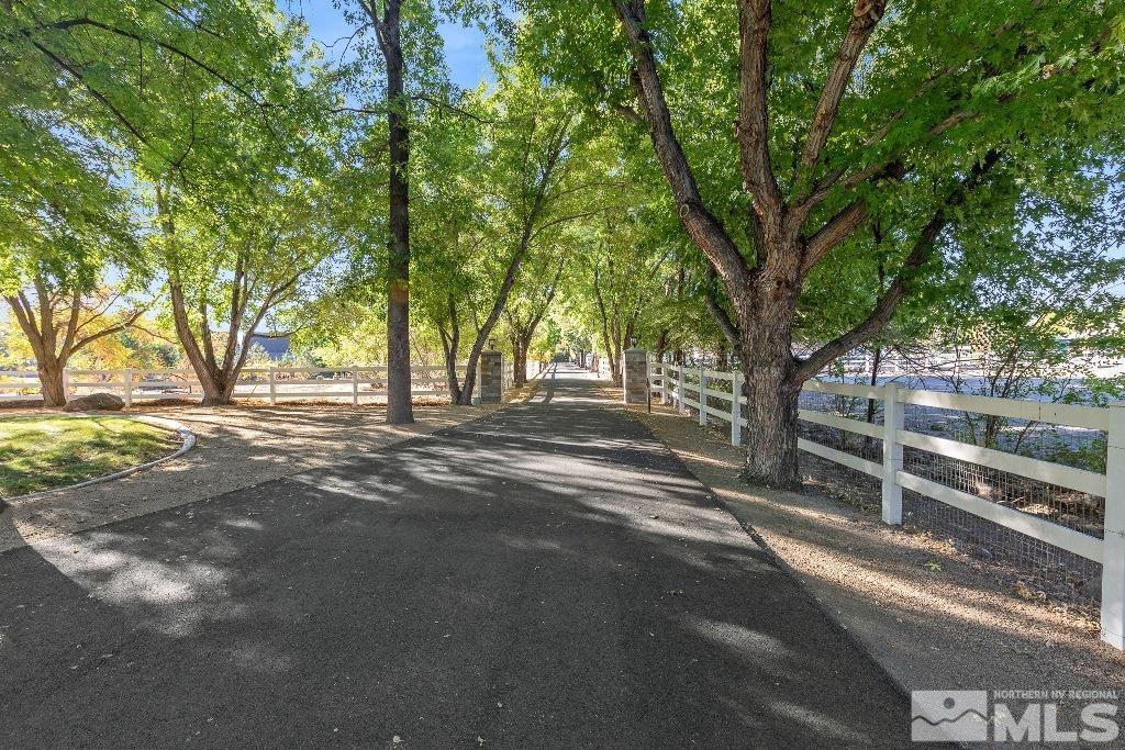 1965 Palmira Drive Property Photo 2