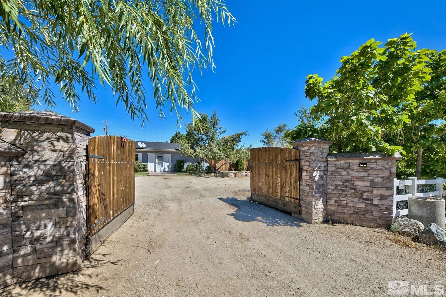 18 Calcite Drive Property Photo