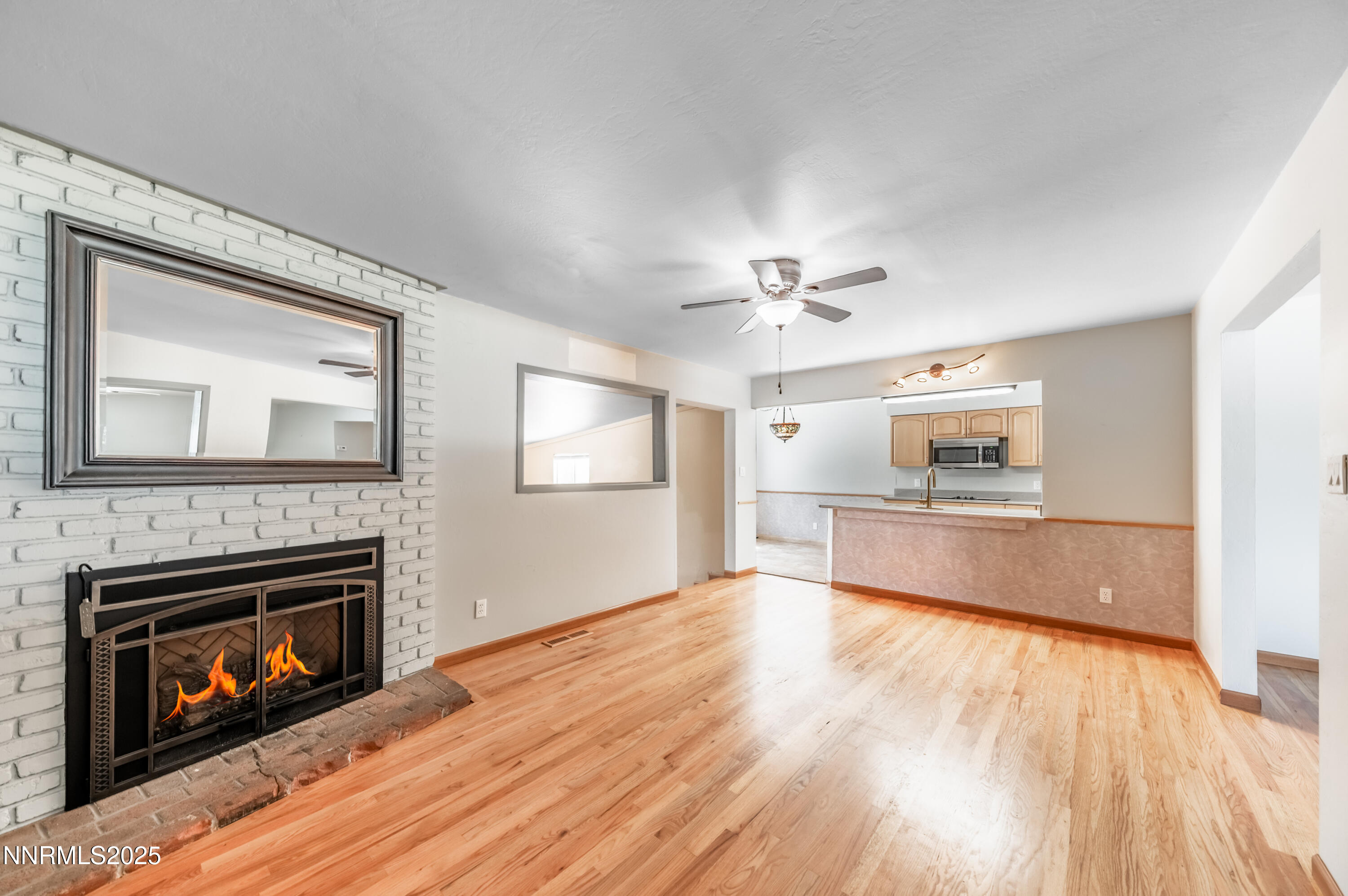 630 Sapphire Cricle Property Photo 1