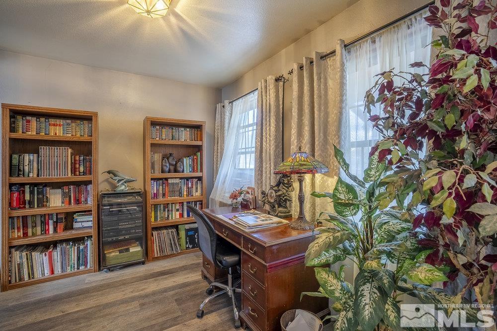 21805 Adobe Rd Property Photo 9