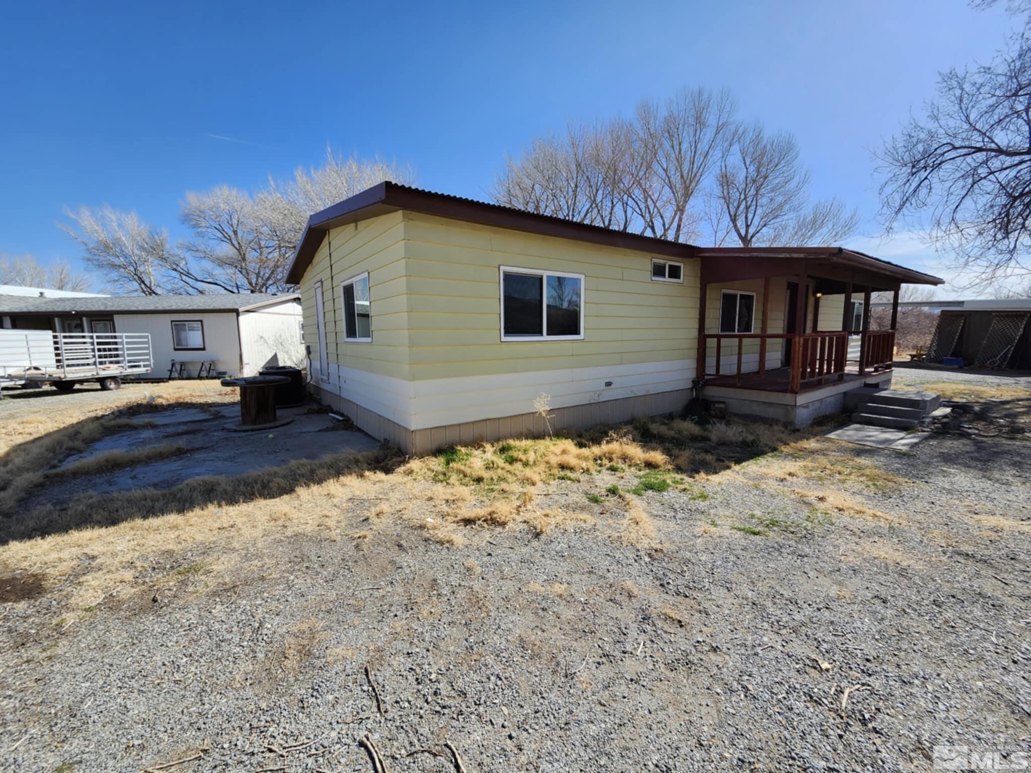 755 River Ave Property Photo