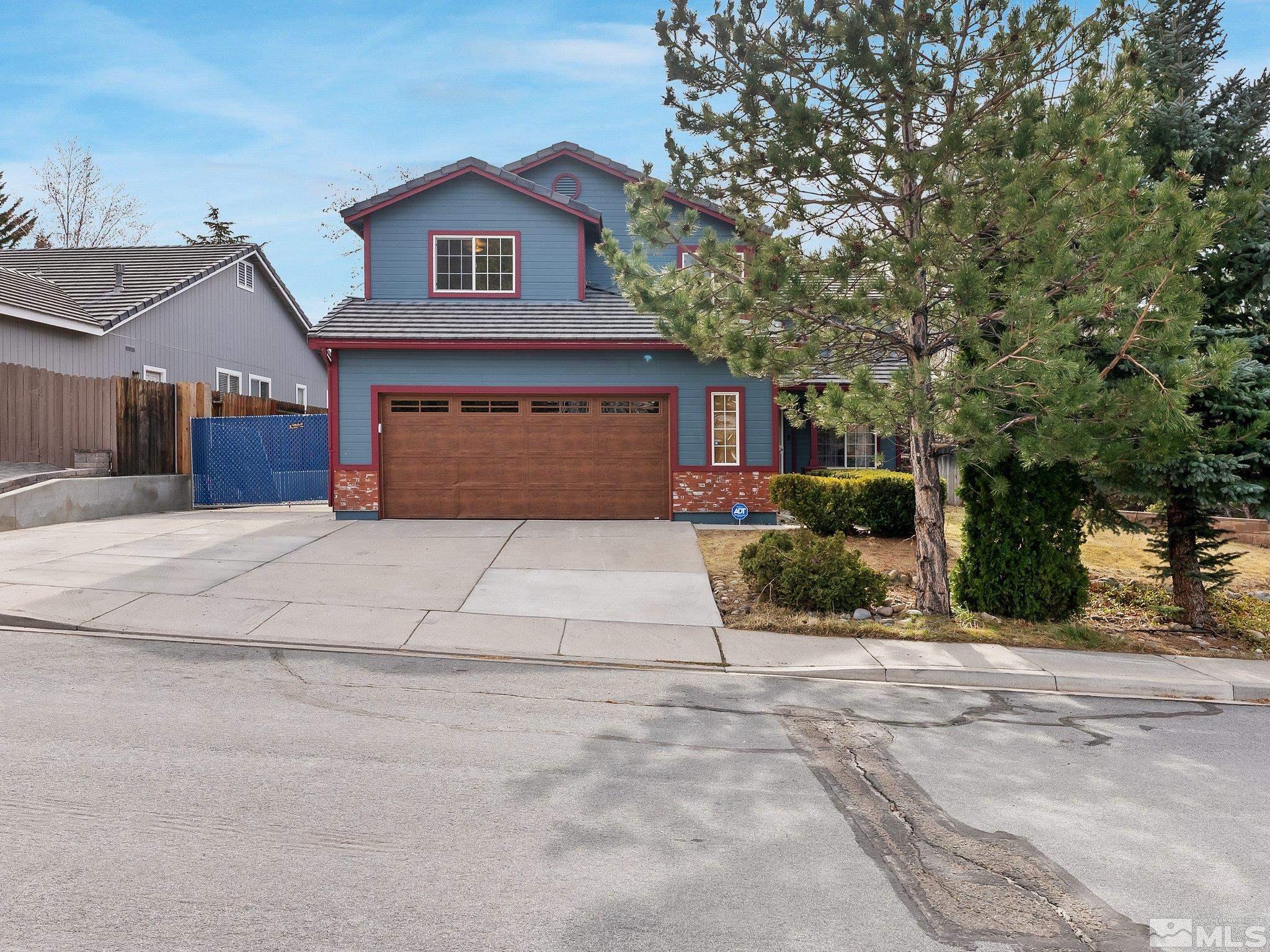 3240 Fairlands Dr Property Photo