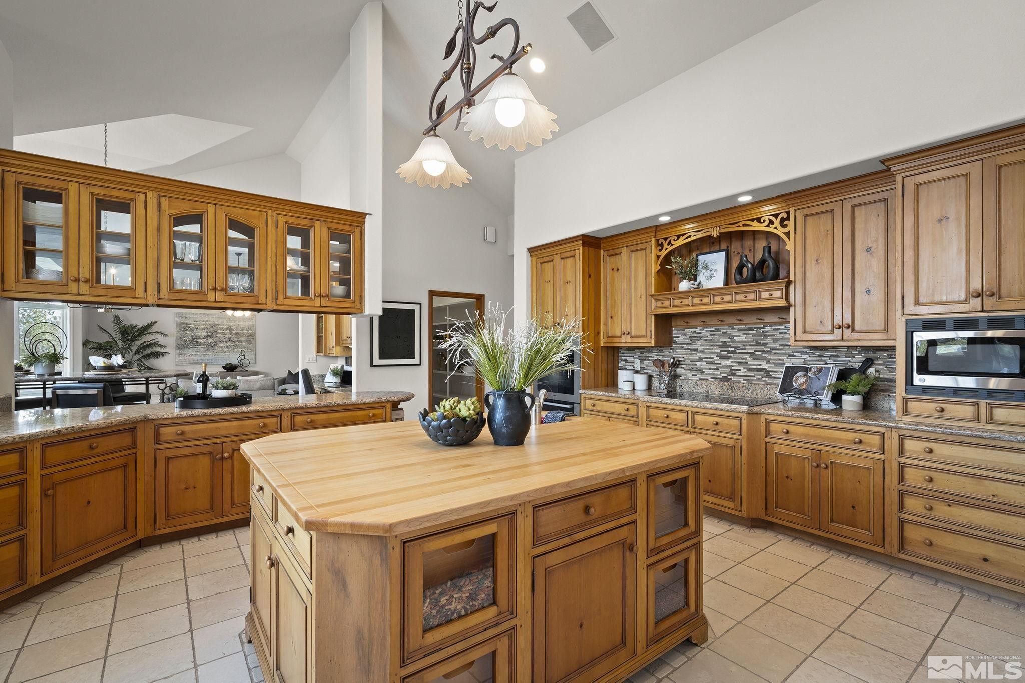 2185 Kinney Lane Property Photo 19