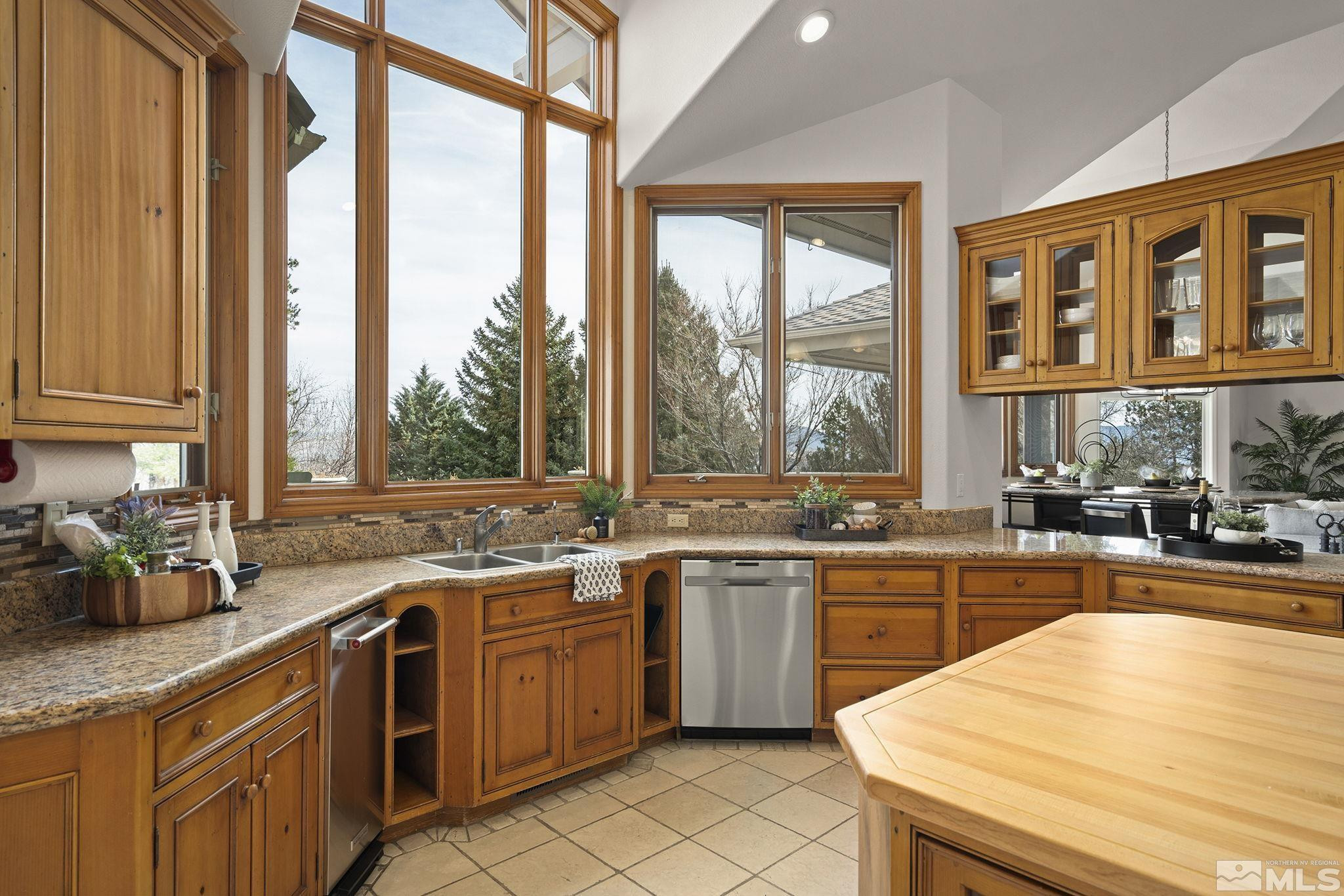 2185 Kinney Lane Property Photo 20