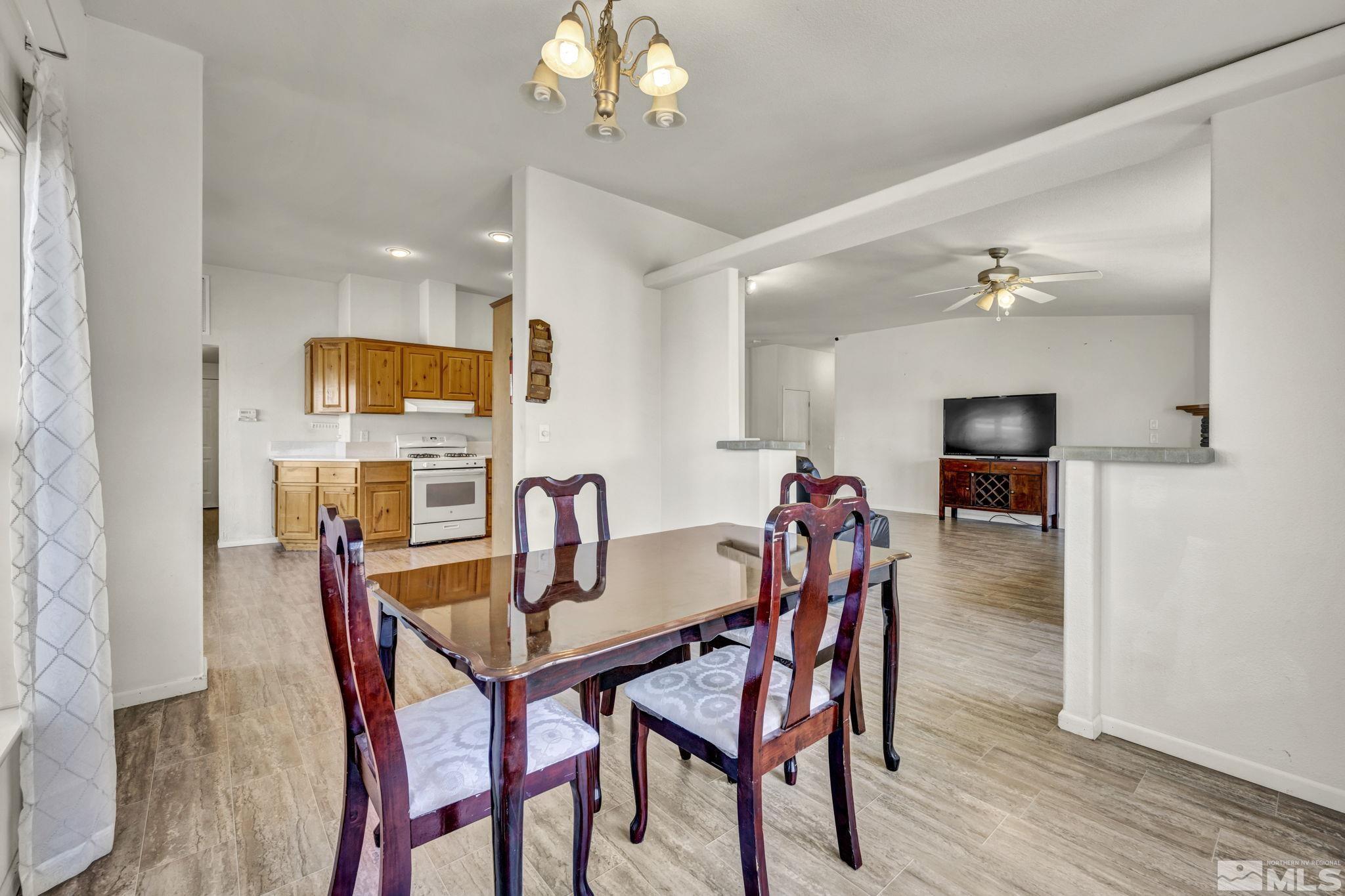 8997 Rising Moon Drive Property Photo 13