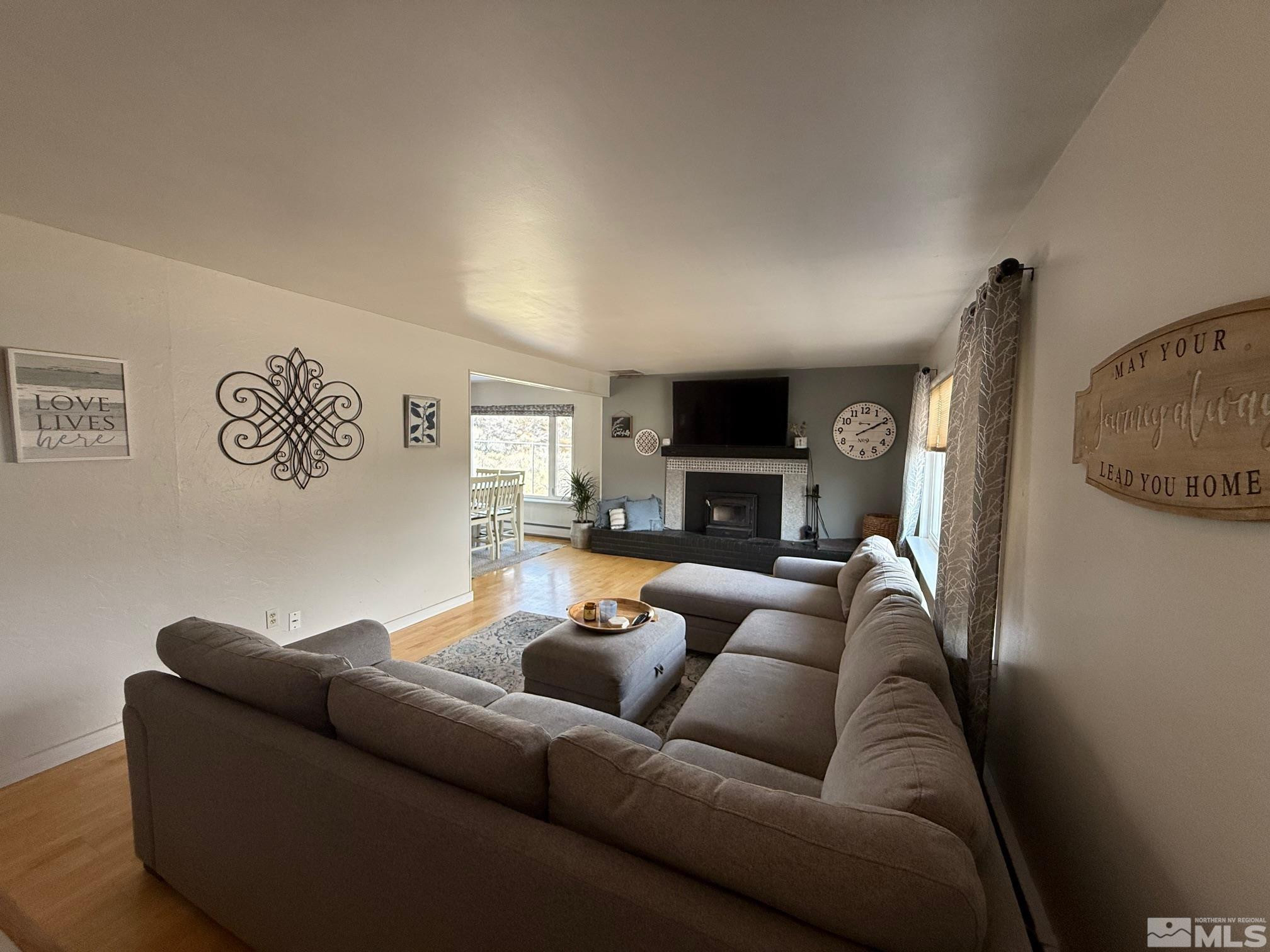 516 Terrace Street Property Photo 6