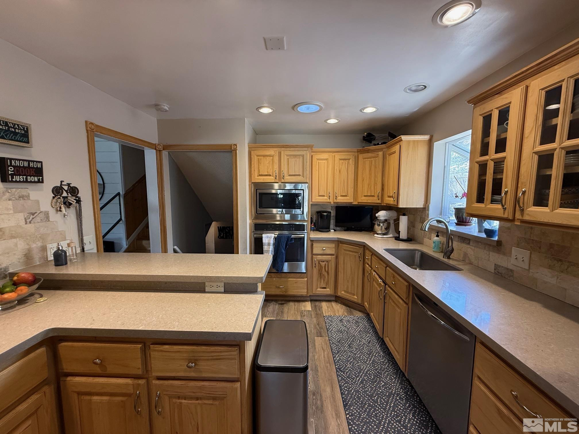 516 Terrace Street Property Photo 13