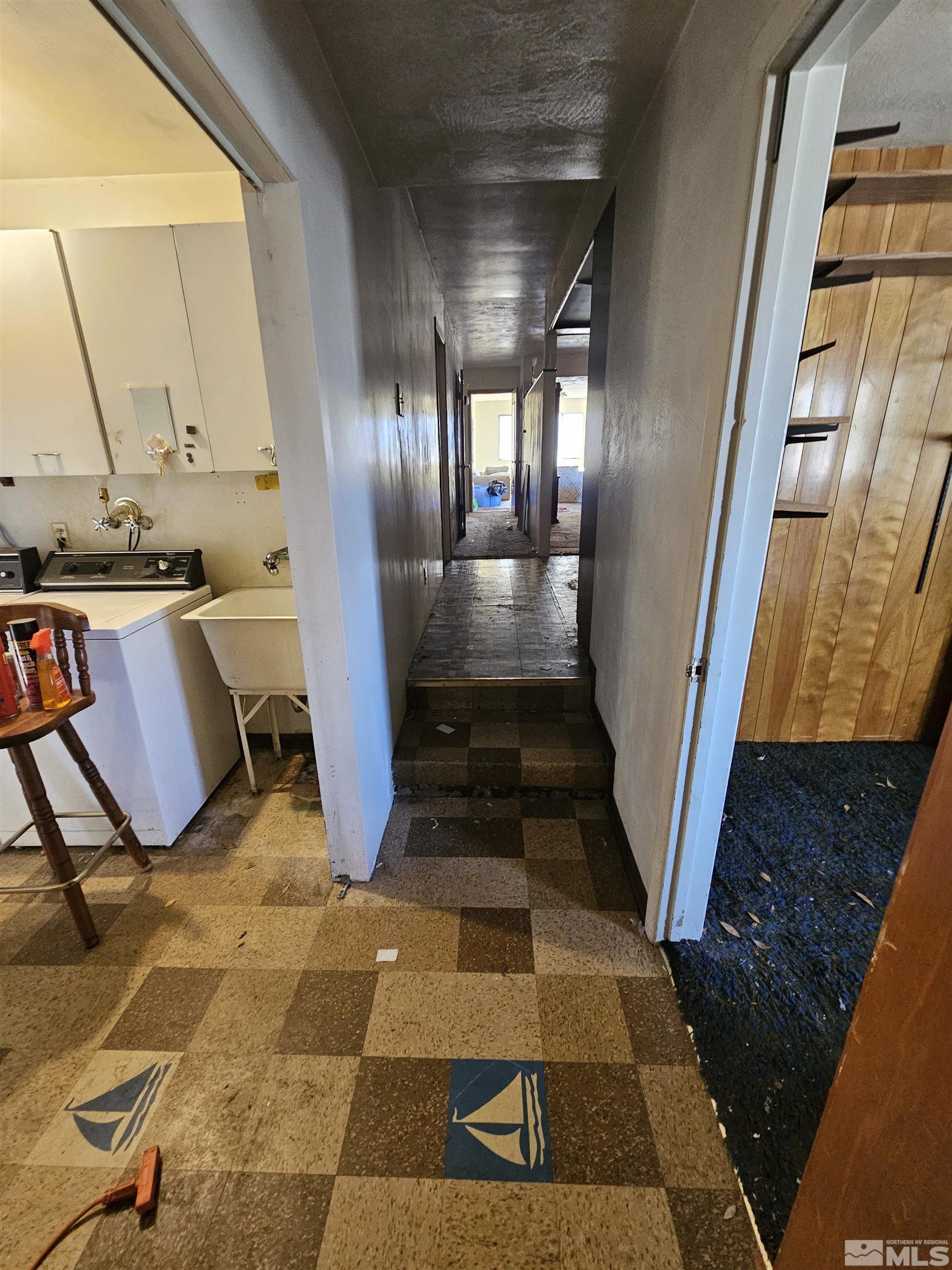 1742 Mayberry Dr Property Photo 4