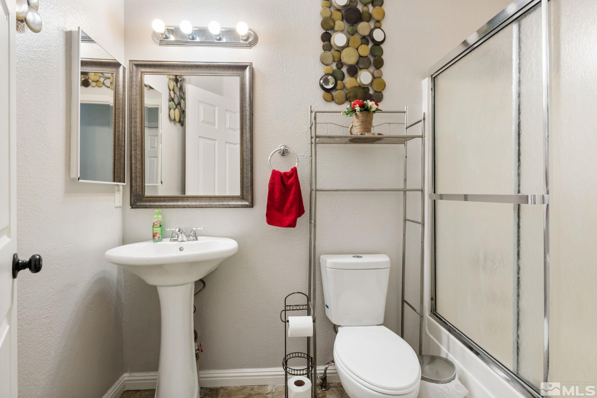 9660 Stoney Creek Way Property Photo 20