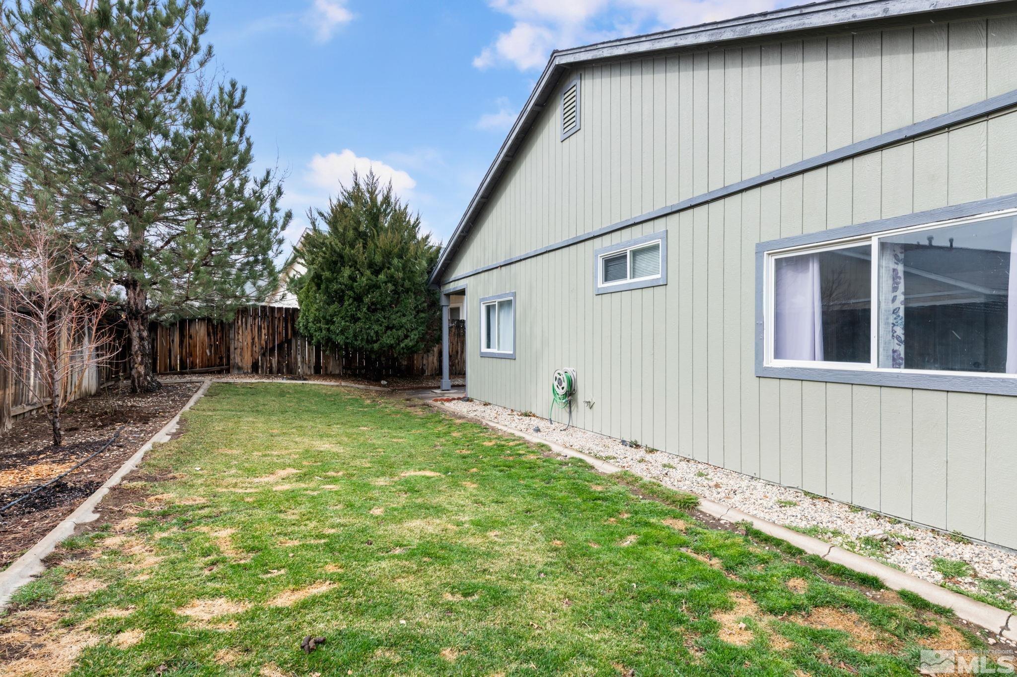 9660 Stoney Creek Way Property Photo 31