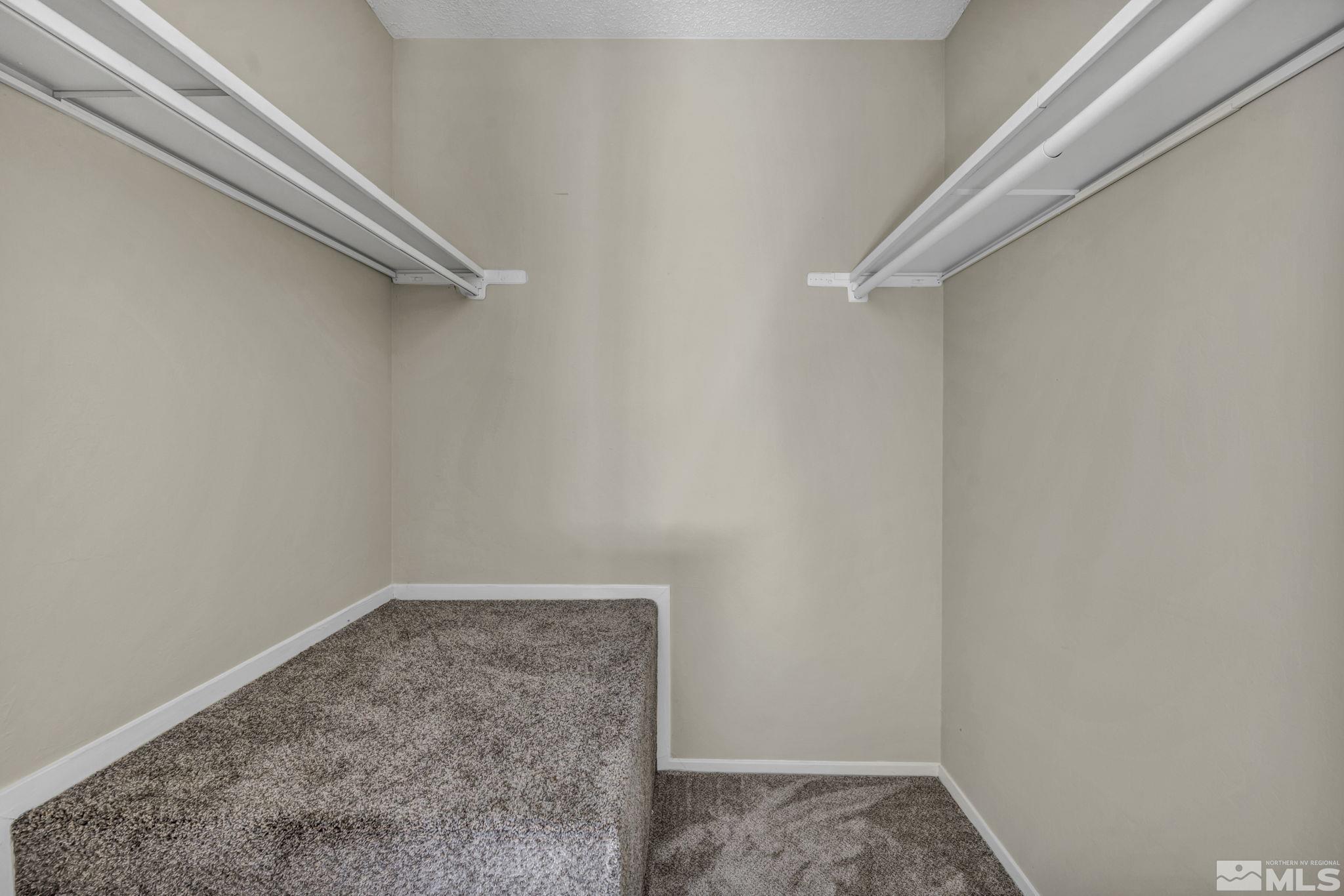 435 Pine Meadows Dr #33 Property Photo 10