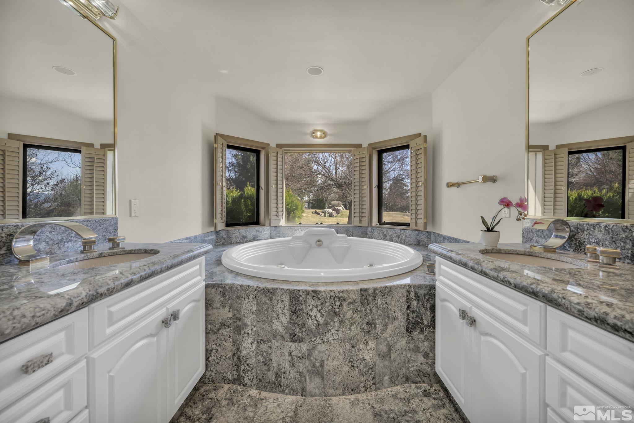 2570 Spinnaker Drive Property Photo 20