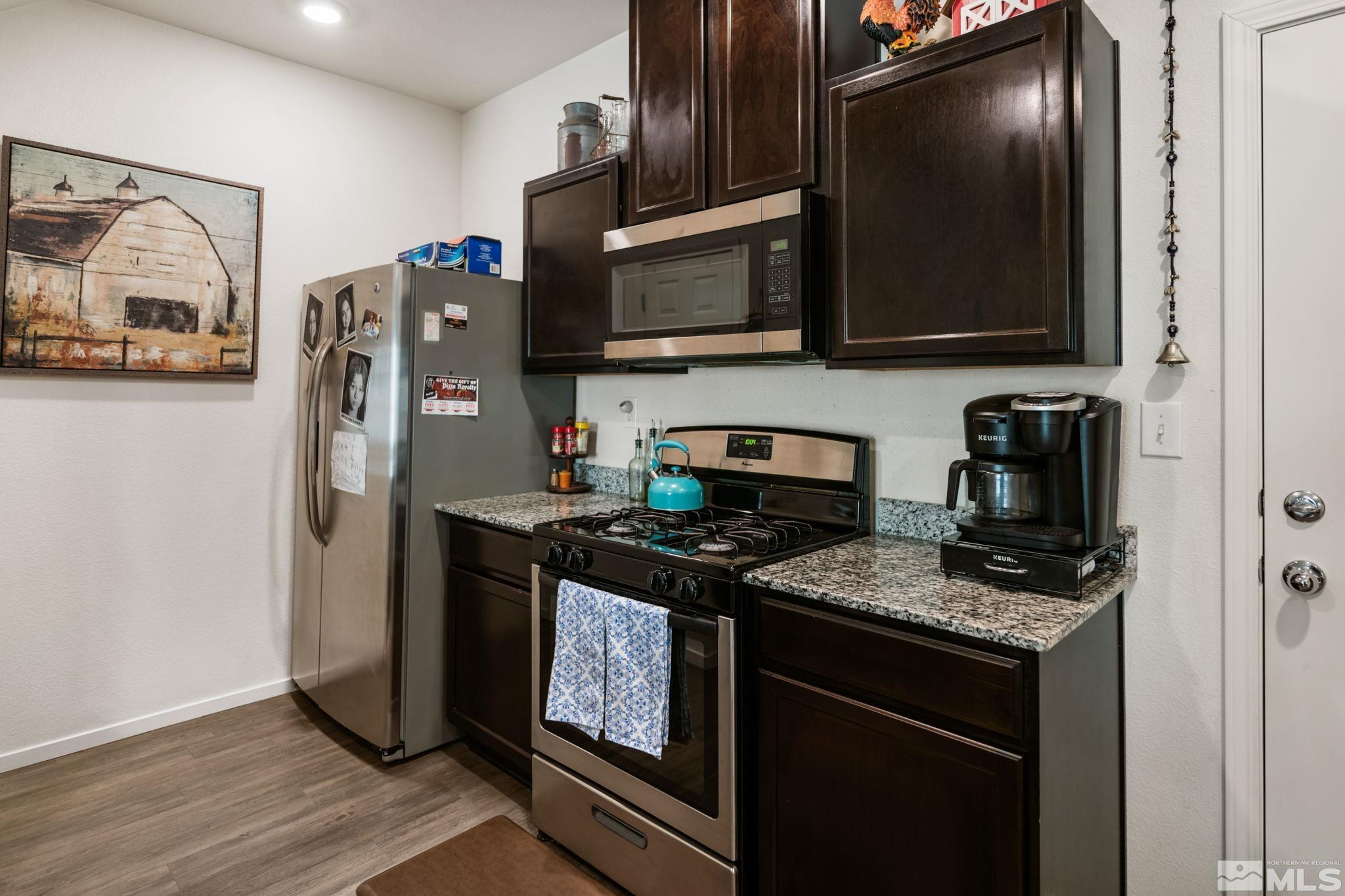 9817 Salty Dog Dr Property Photo 8