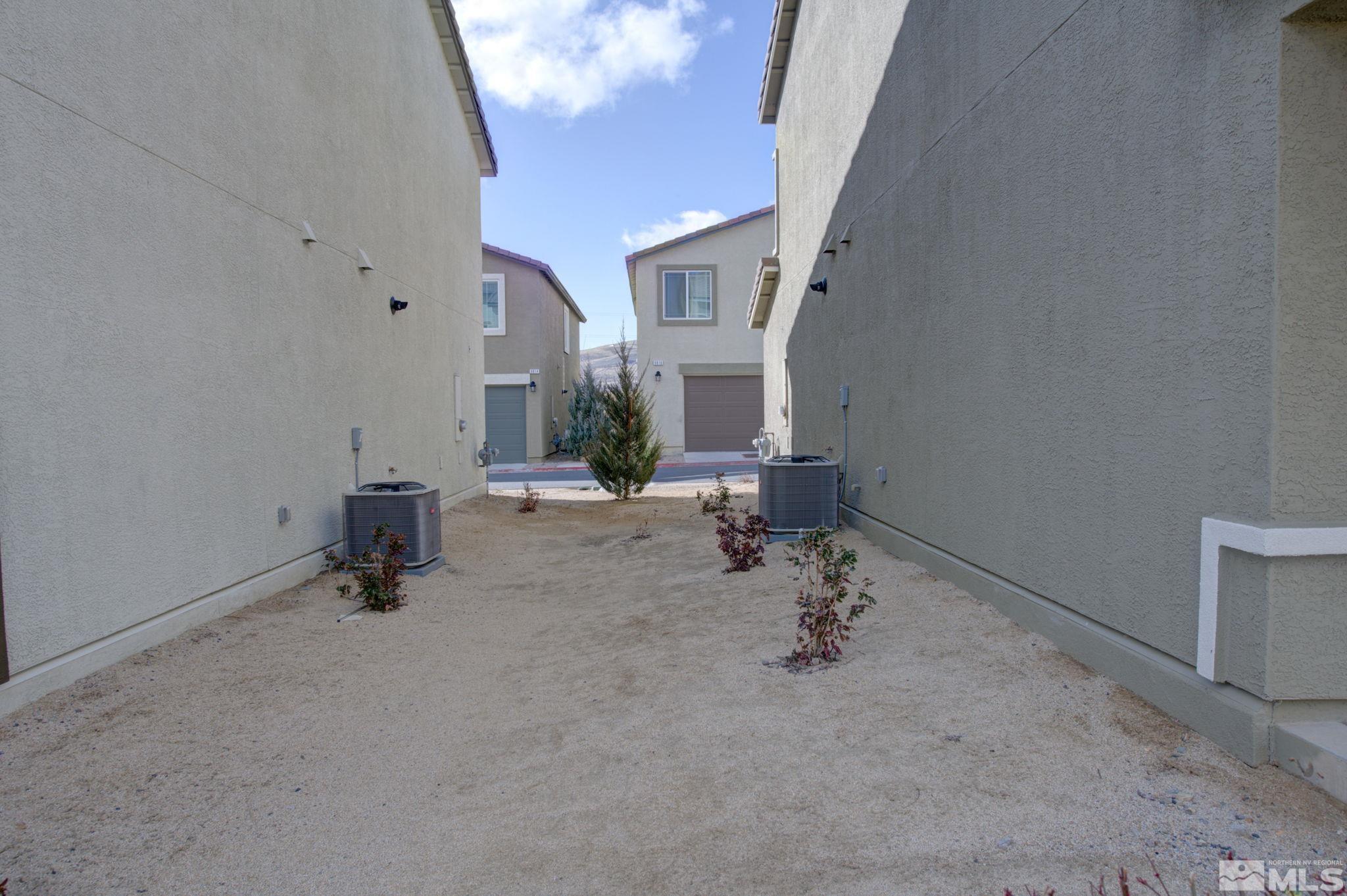 9817 Salty Dog Dr Property Photo 24