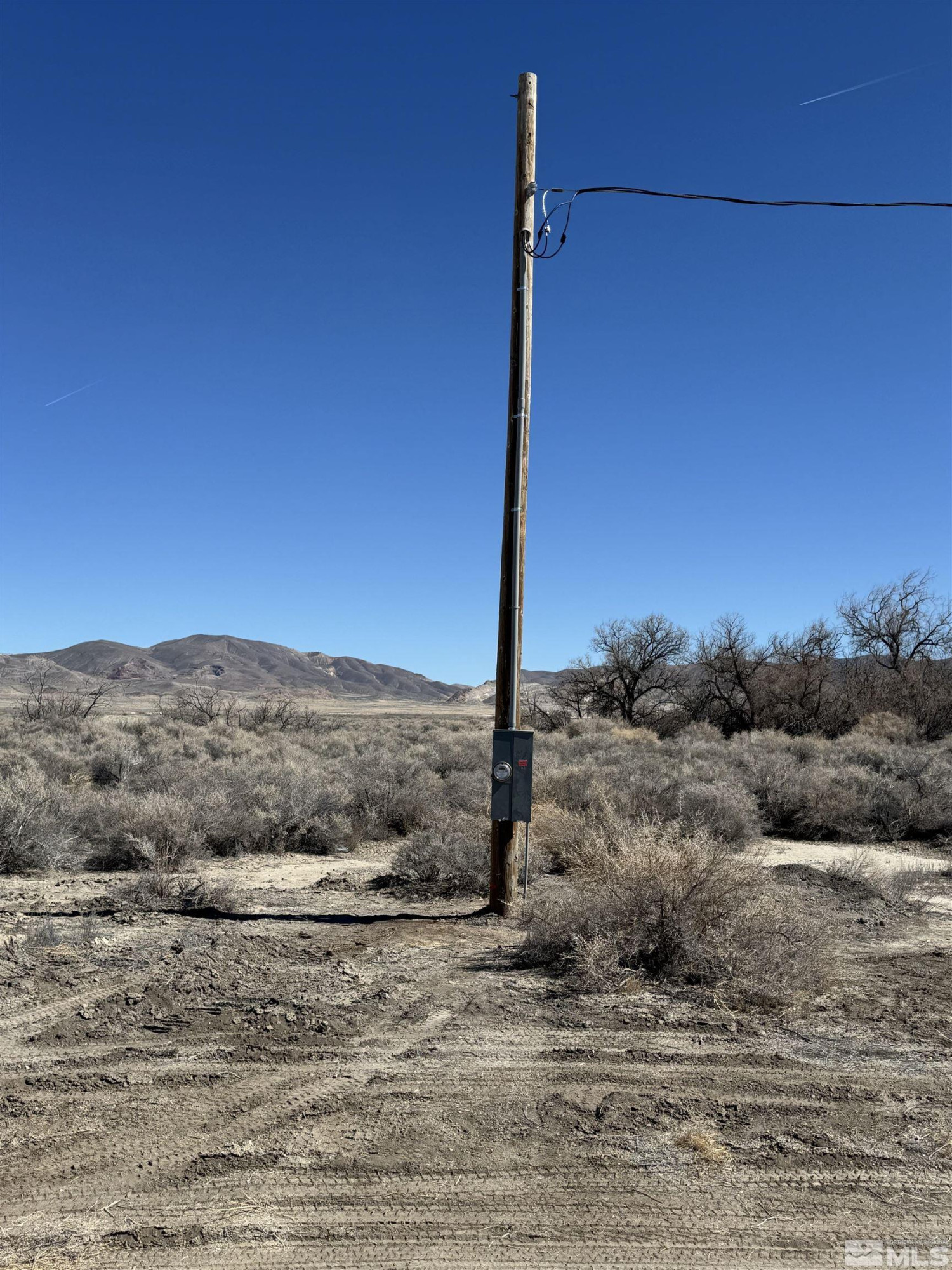 2500 Old Emigrant Road Property Photo 9
