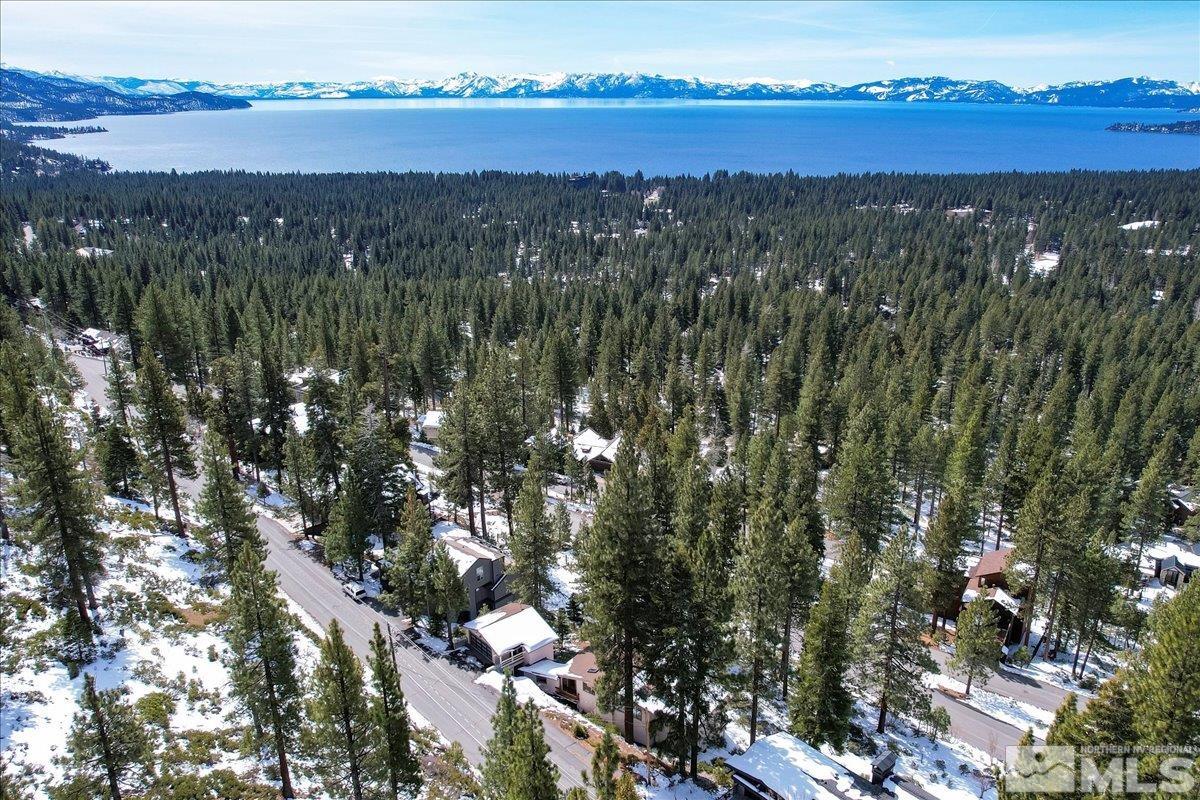 449 Fairview Boulevard Property Photo 5