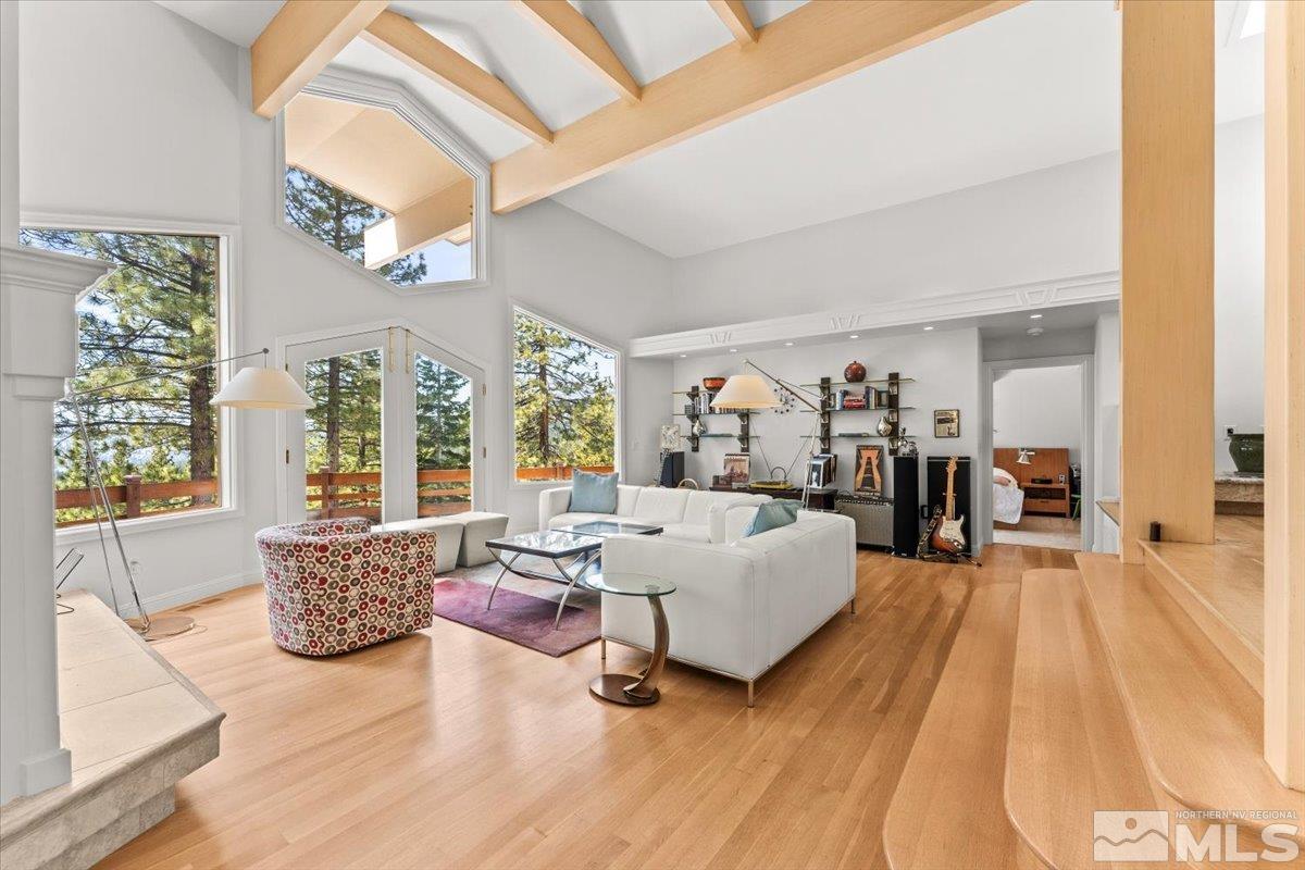 449 Fairview Boulevard Property Photo 10