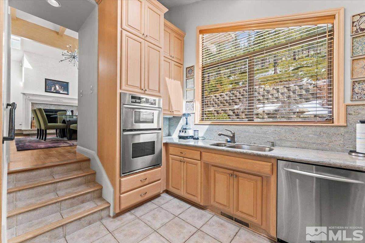 449 Fairview Boulevard Property Photo 34