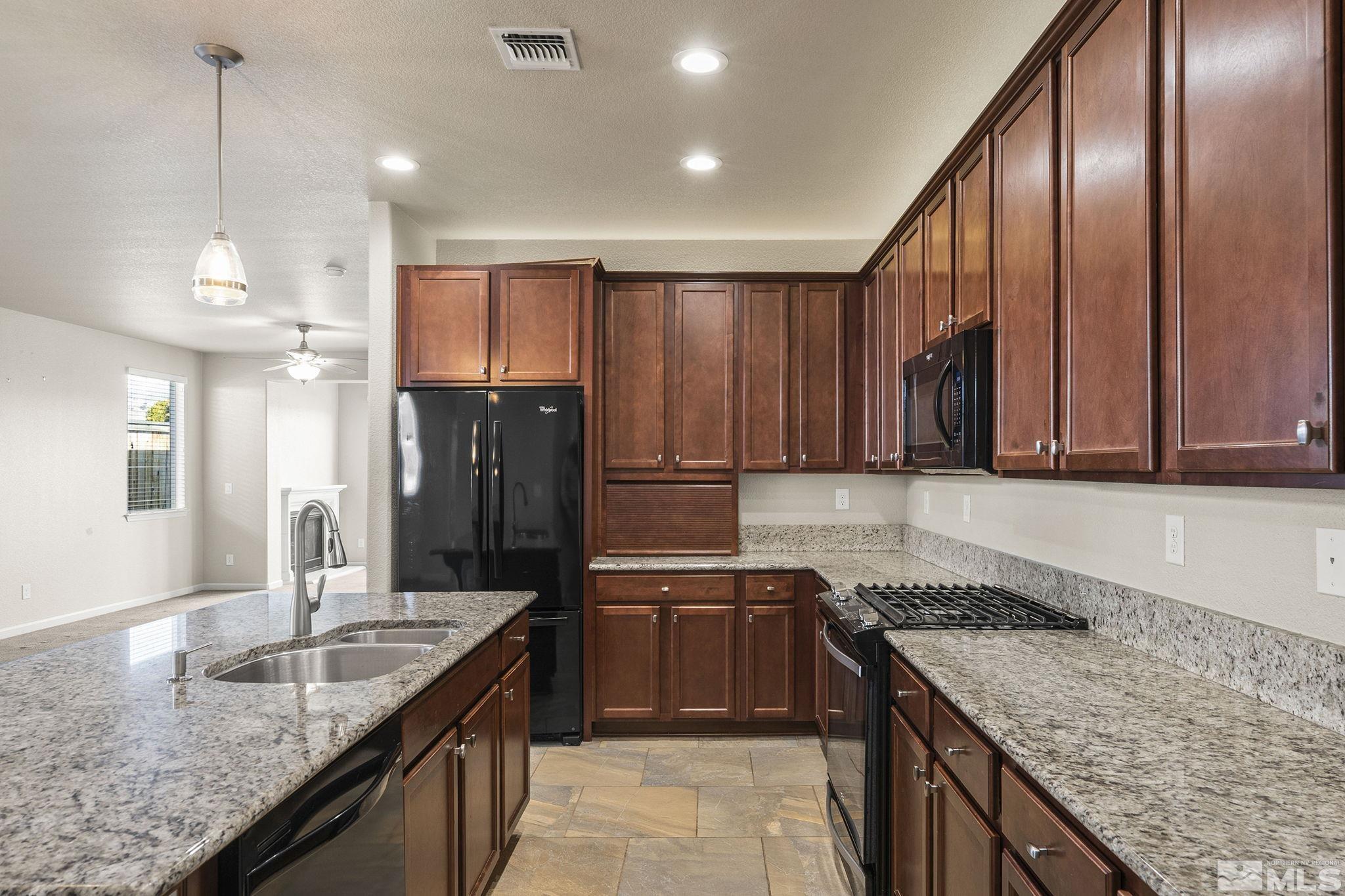 966 Callaway Trl Property Photo 8