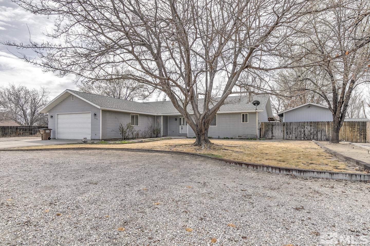 200 Lewis Lane Property Photo 1