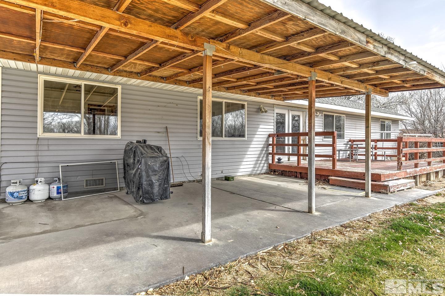 200 Lewis Lane Property Photo 16