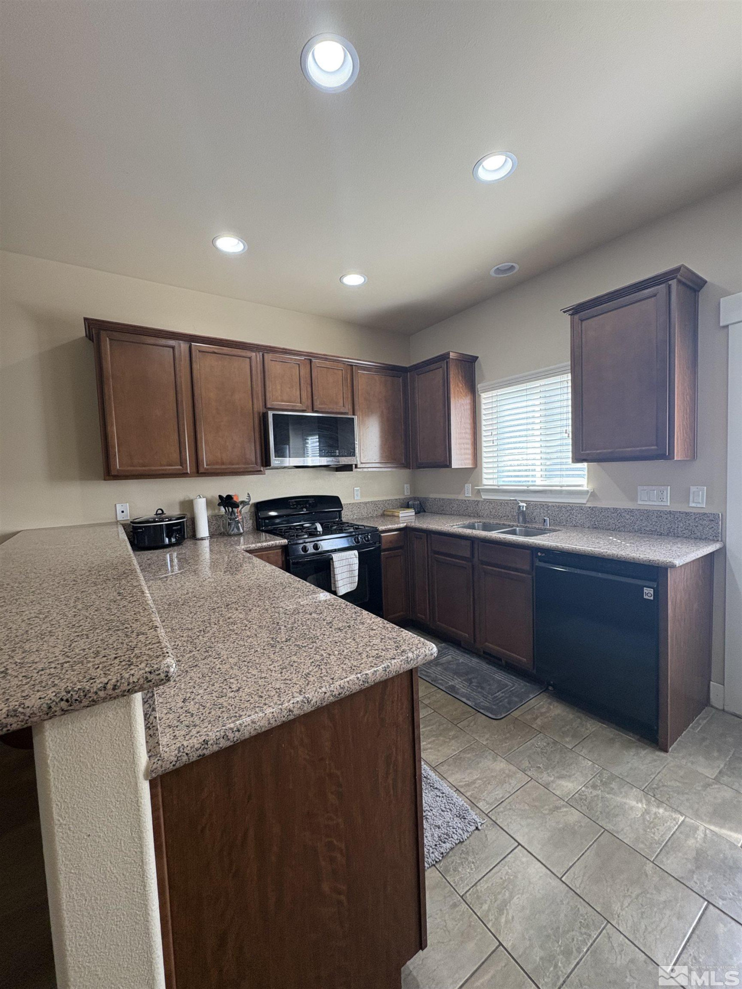 5282 Western Way Property Photo 8