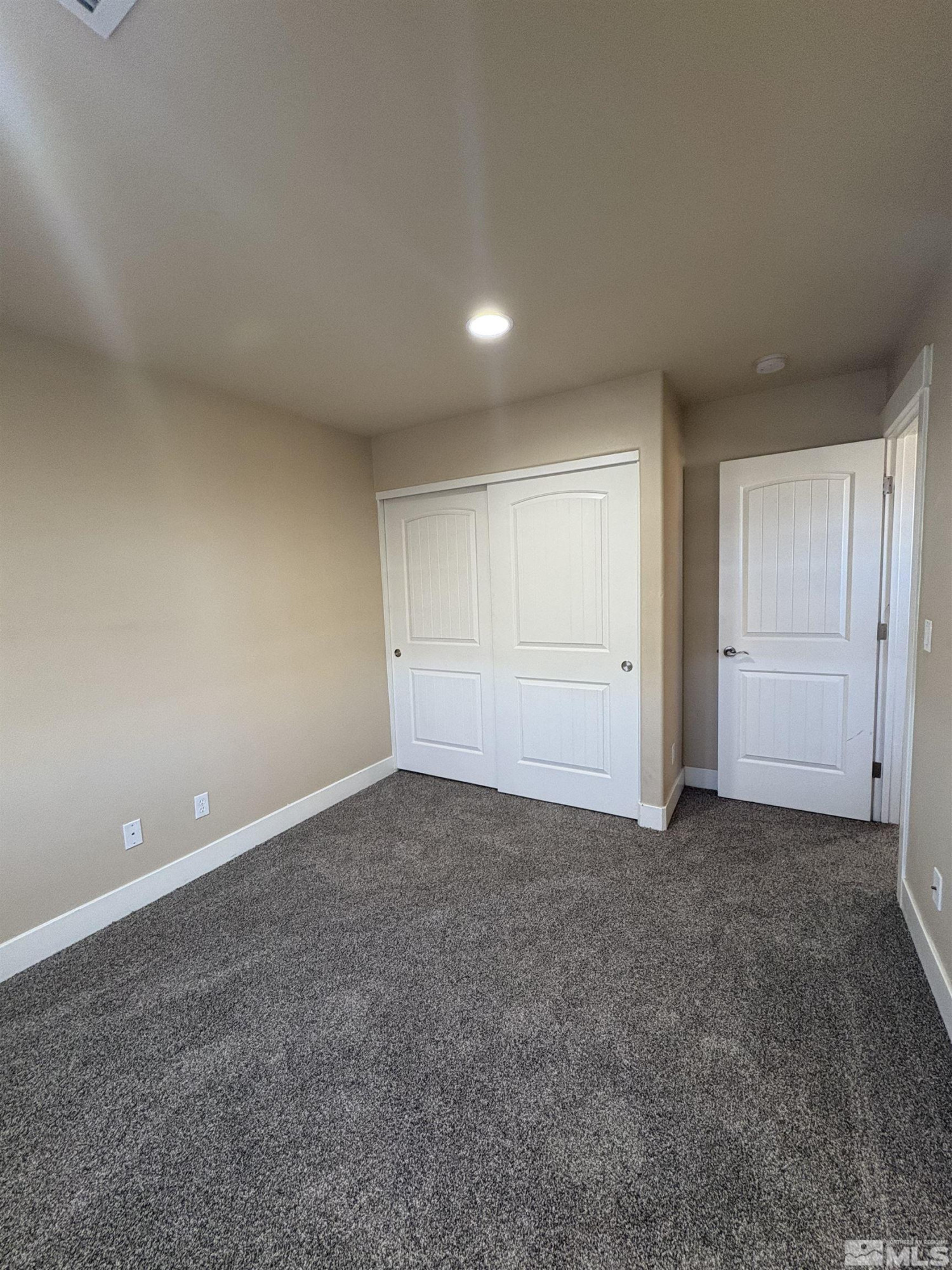 5282 Western Way Property Photo 21
