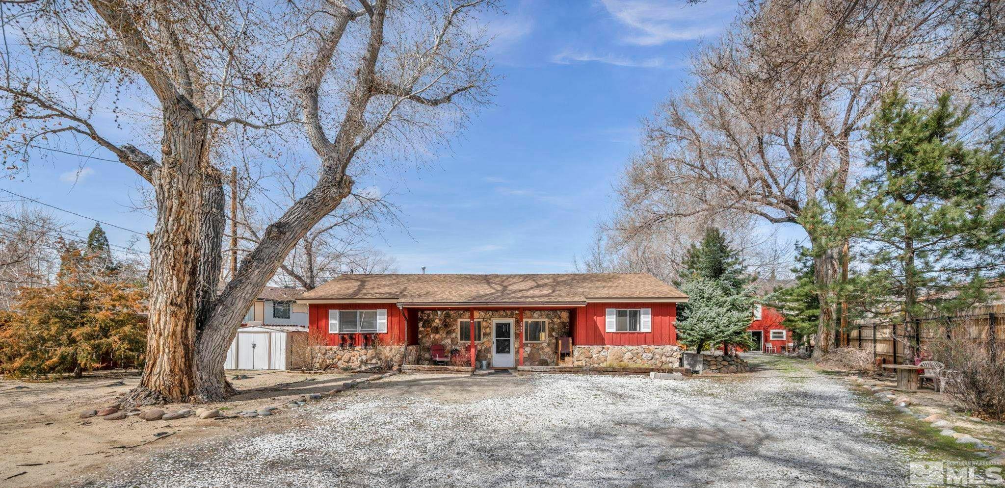 2745 Mayberry Dr Property Photo