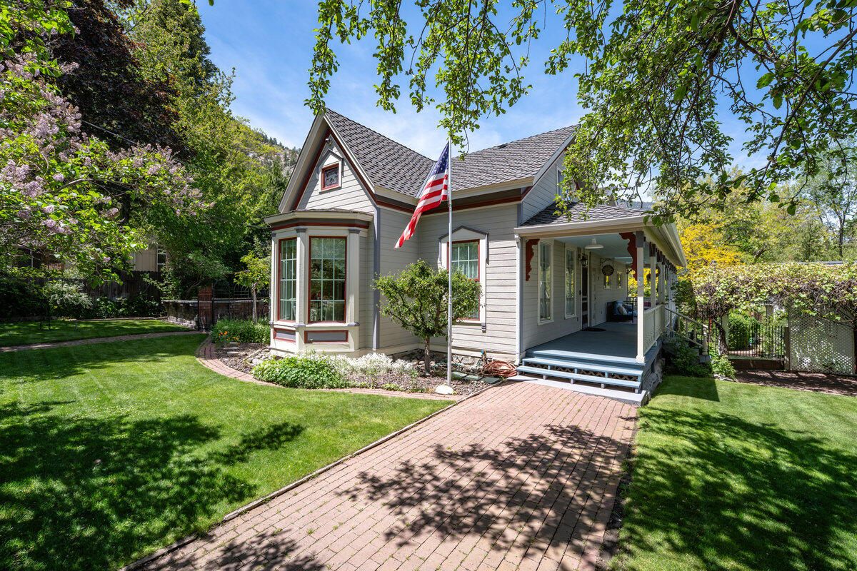 182 Mill Street Property Photo 1