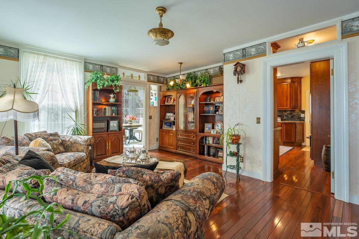 182 Mill Street Property Photo 7