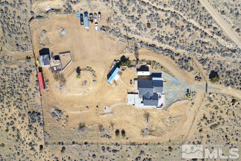 5025 Jackrabbit Road Property Photo 3