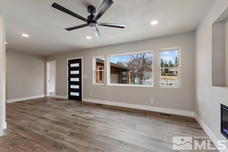 995 Skyline Boulevard Property Photo 3